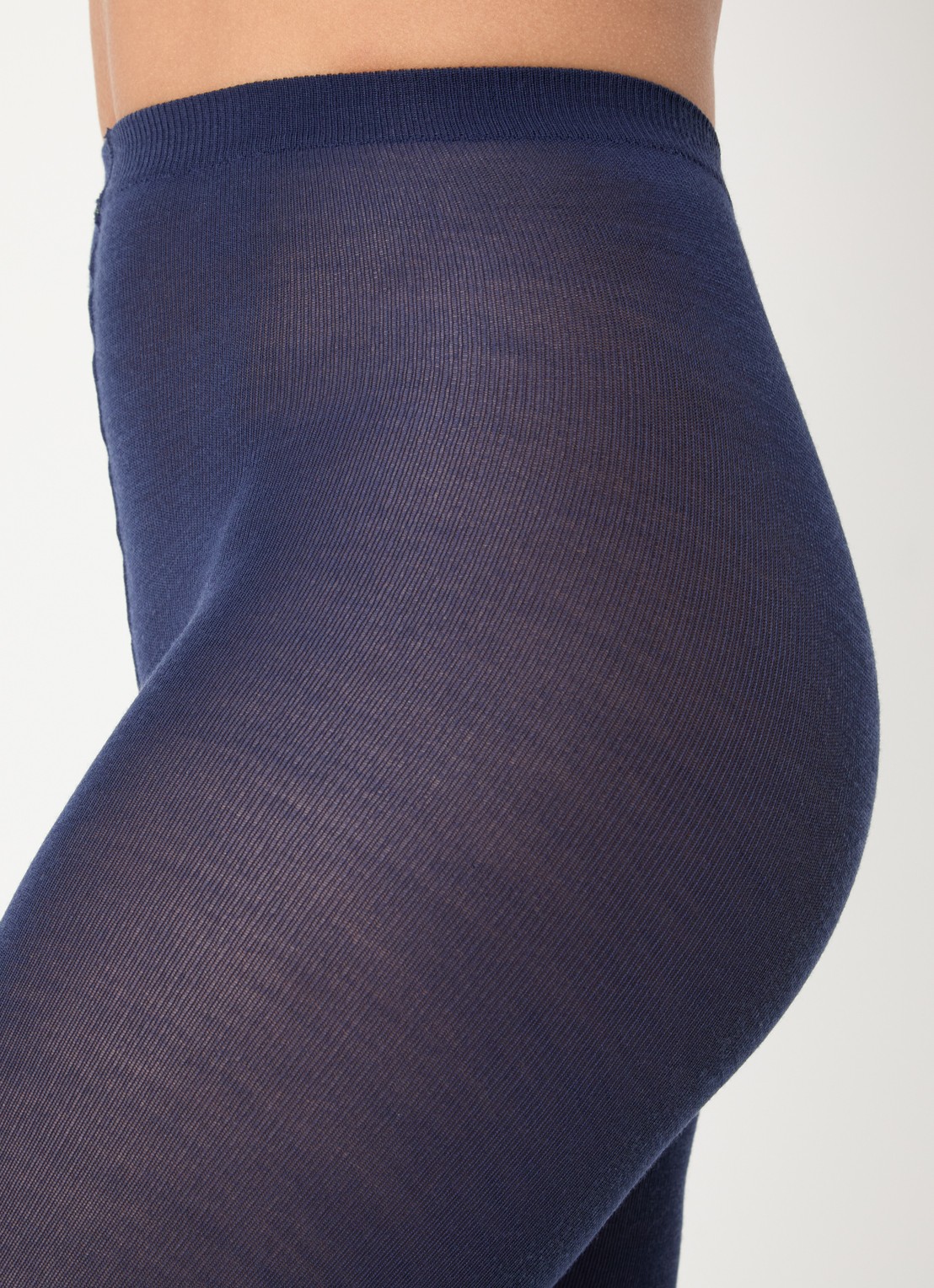 Wolford Merino maillot in 200 denier - detail 4 donkerblauw