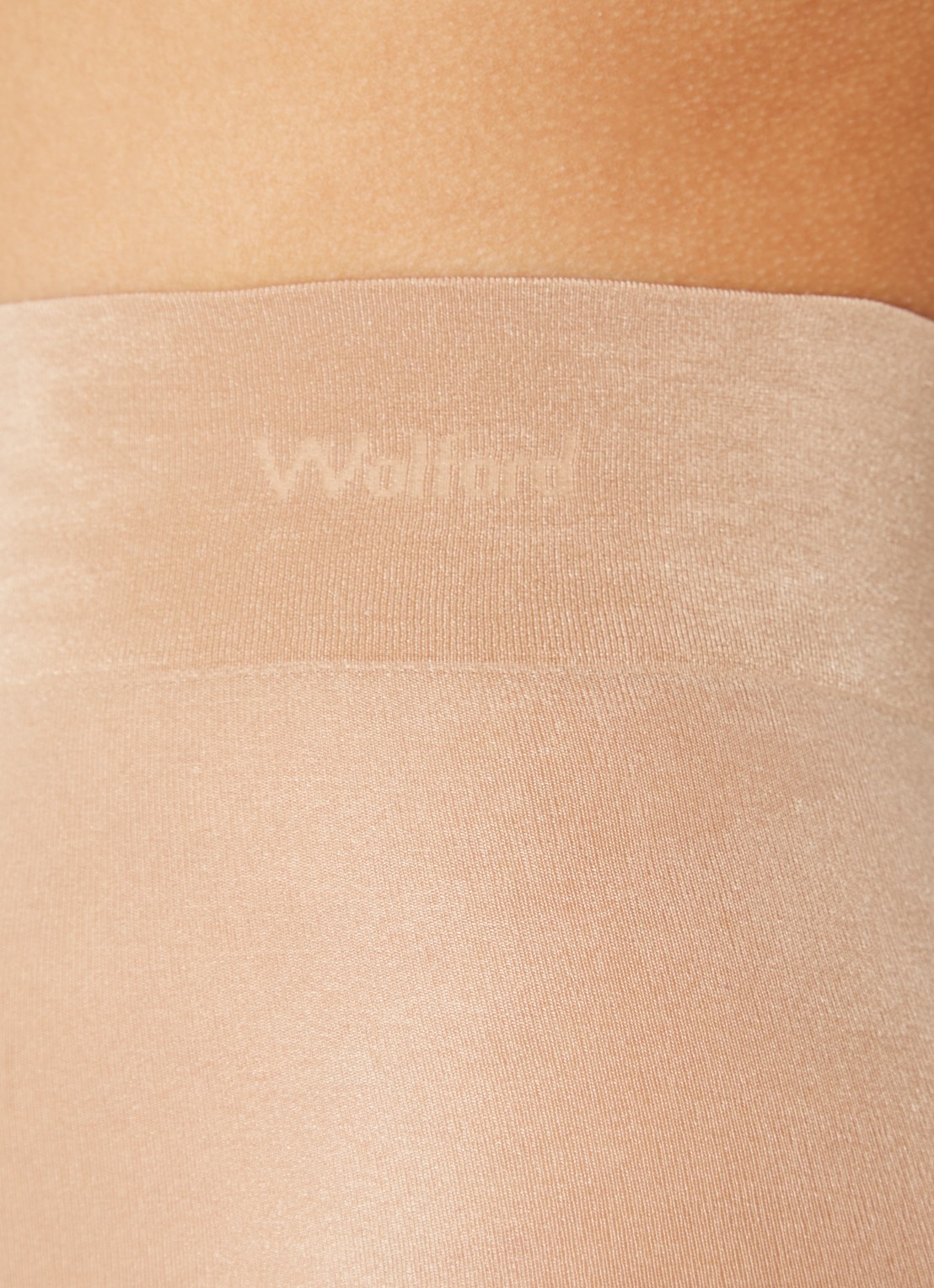 Wolford Pure Shimmer Concealer panty in 40 denier - detail 3 beige