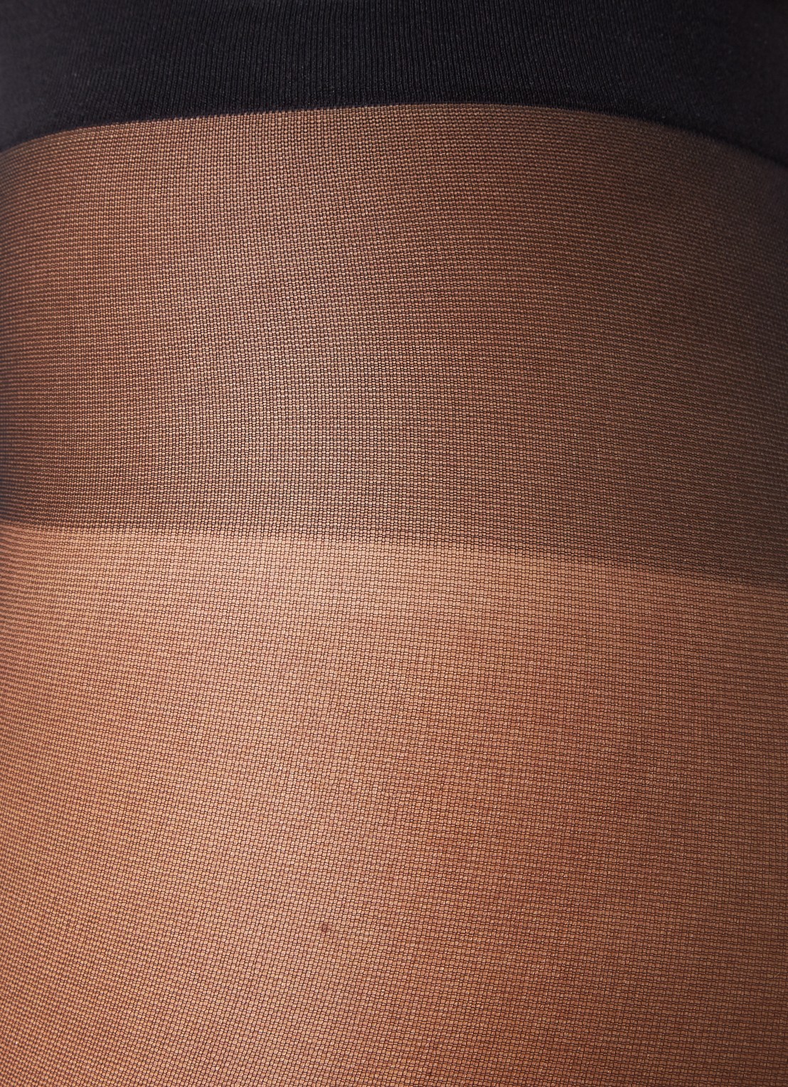 Wolford Satin Touch panty in 20 denier - detail 3 diepzwart