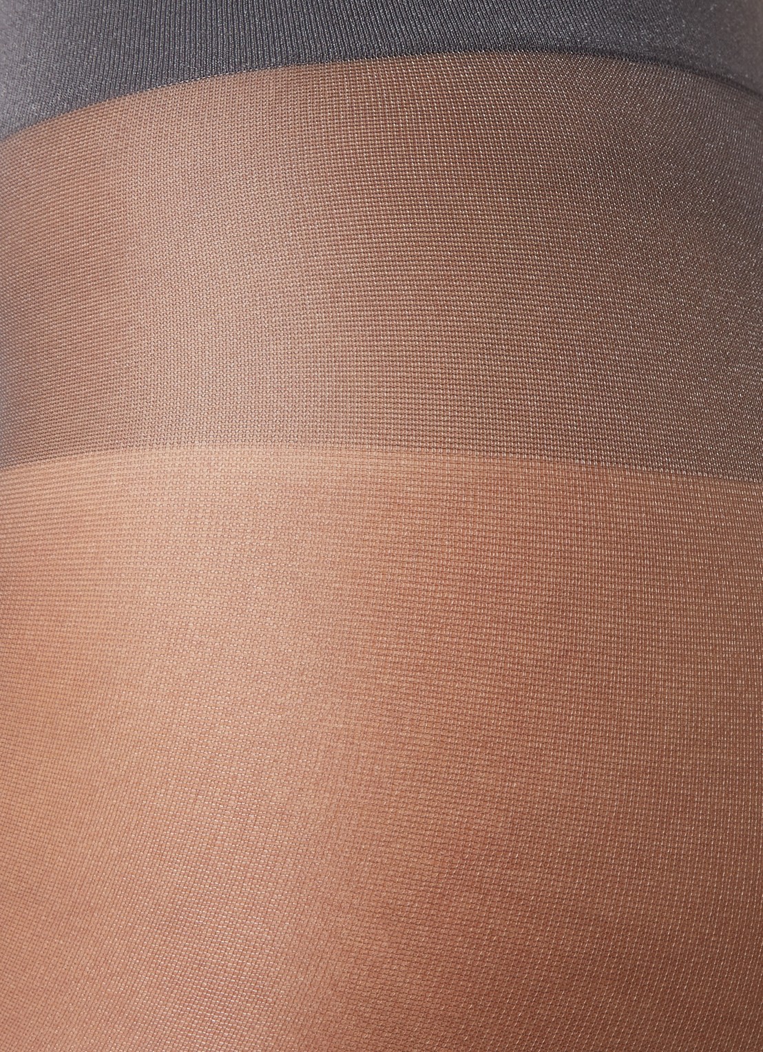 Wolford Satin Touch panty in 20 denier - detail grijs