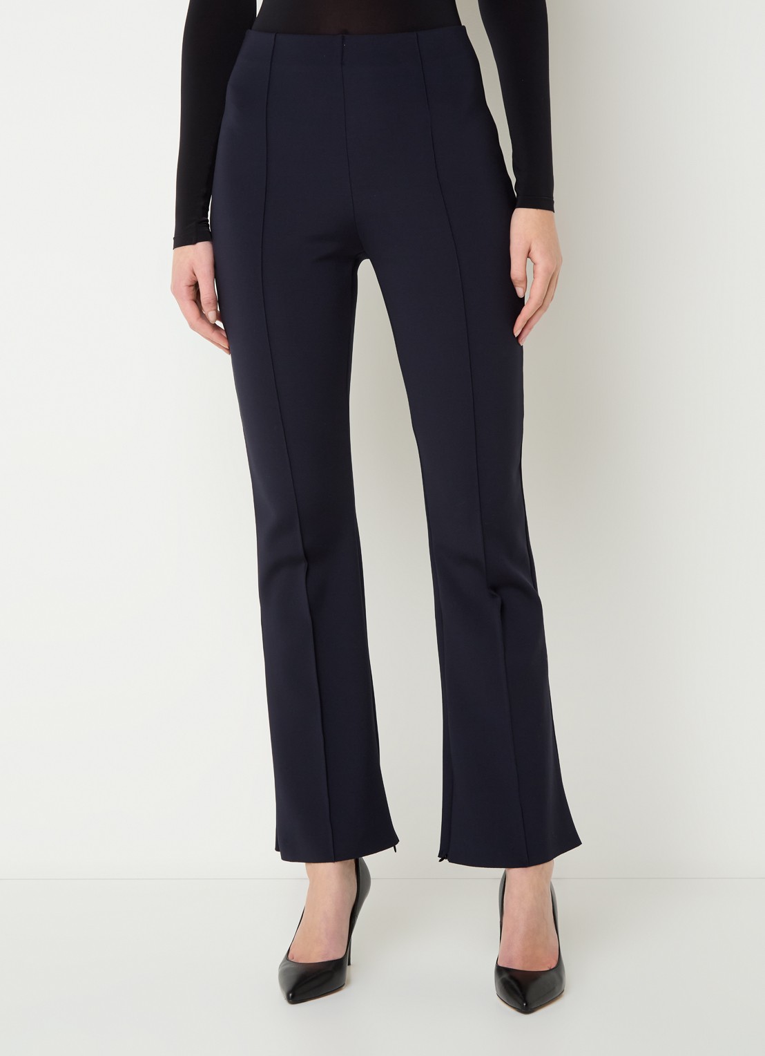 Wolford Scuba high waist flared legging met persplooi - detail donkerblauw