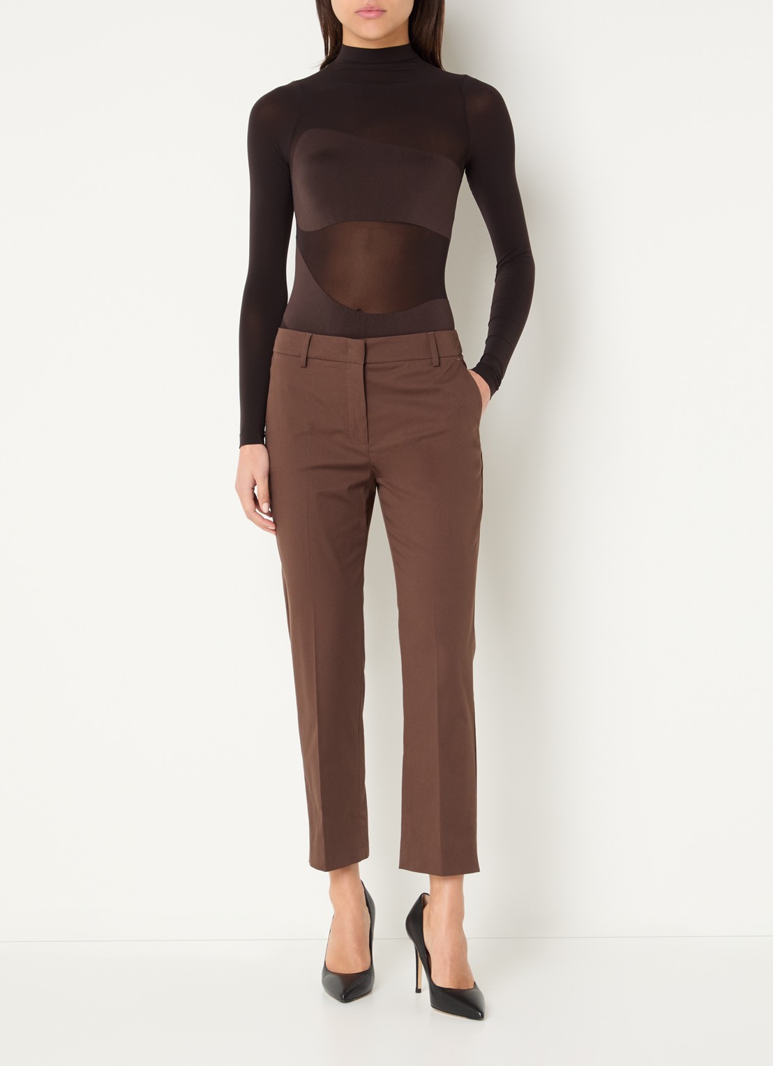 Wolford Shade stringbody met print - voorkant 4 donkerbruin