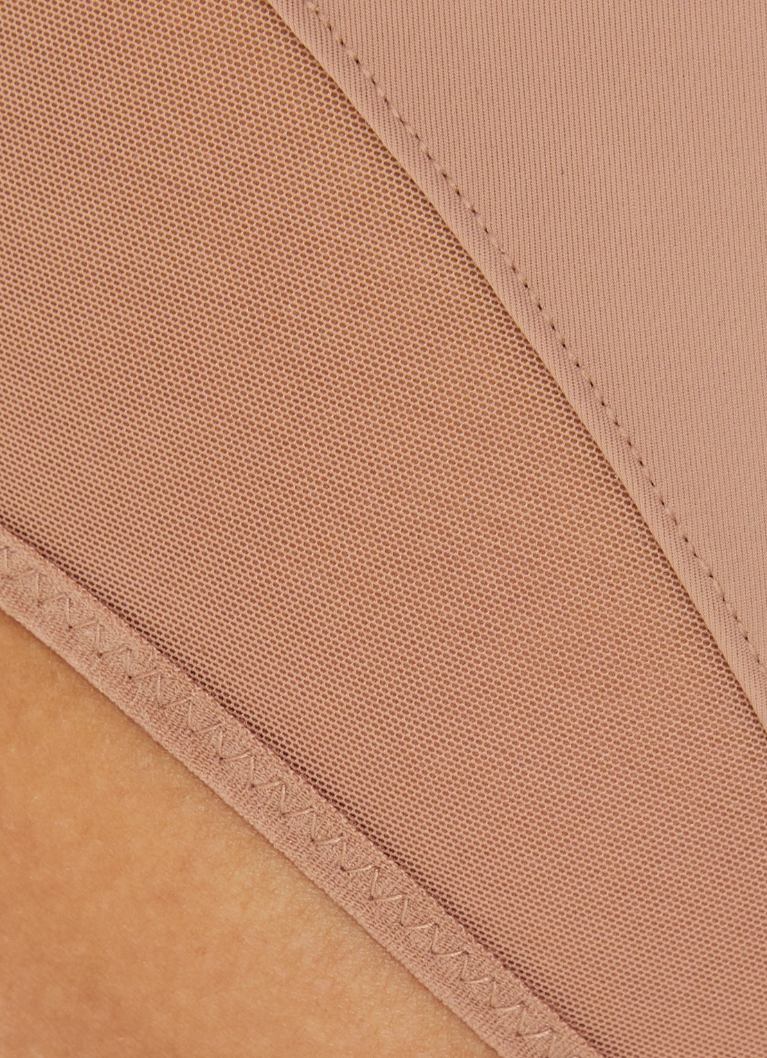 Wolford Sheer Opaque body met beugel - detail 5 beige