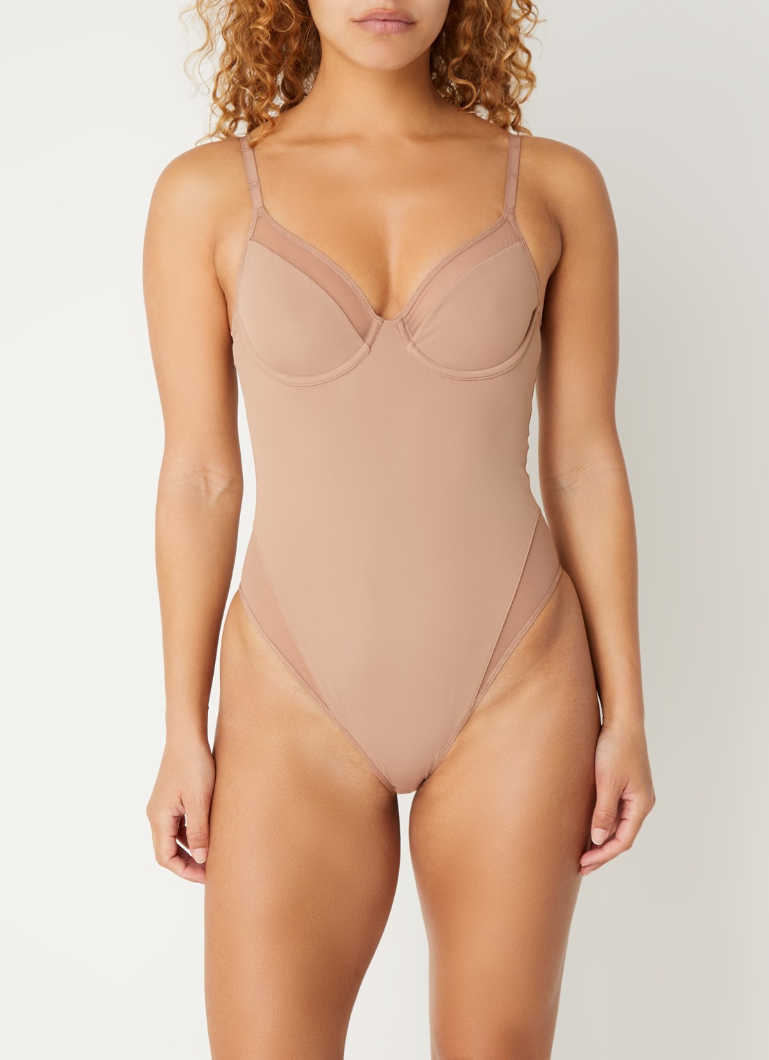 Wolford Sheer Opaque body met beugel - voorkant 2 beige