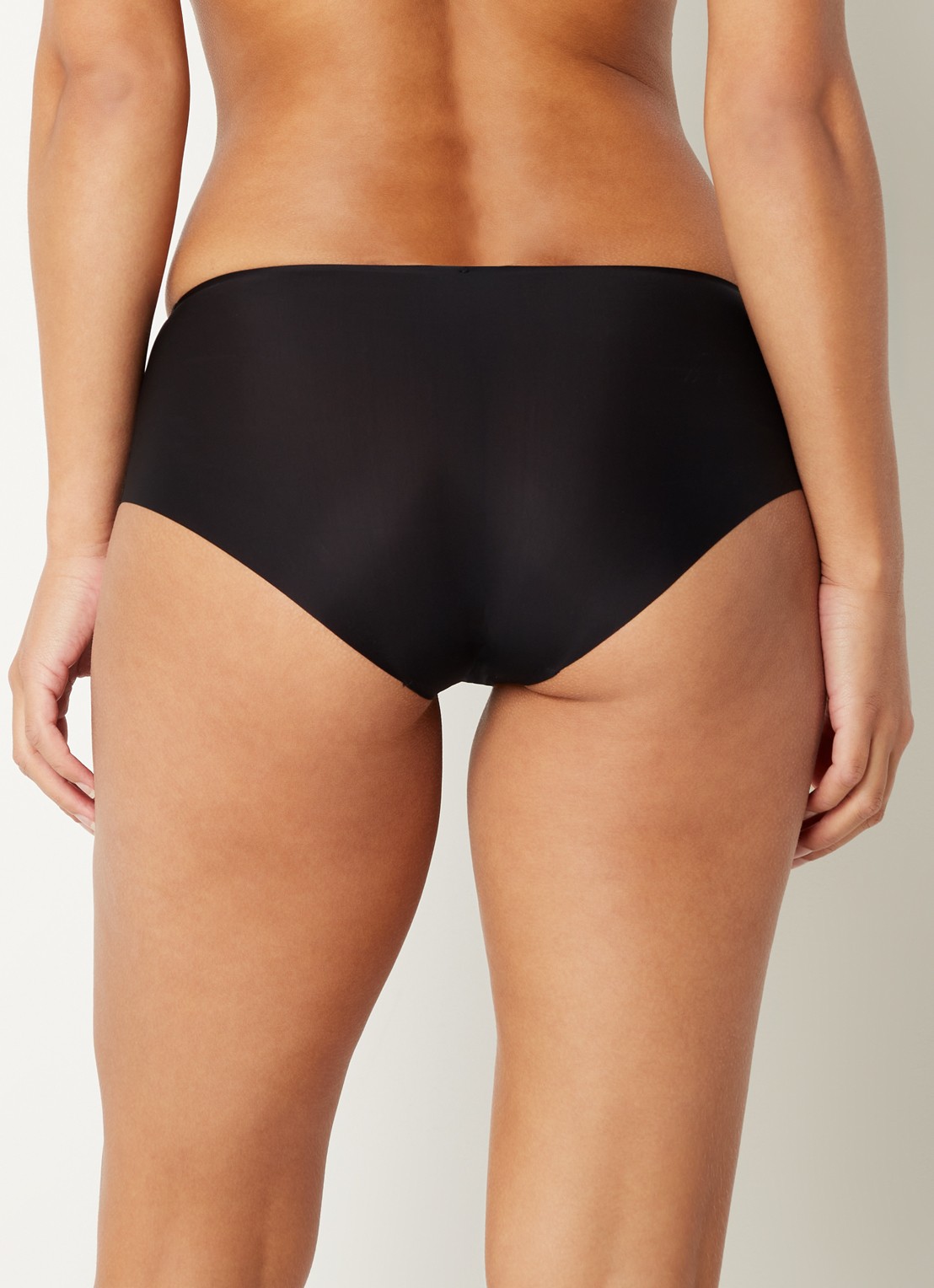 Wolford Skin naadloze slip - achterkant zwart