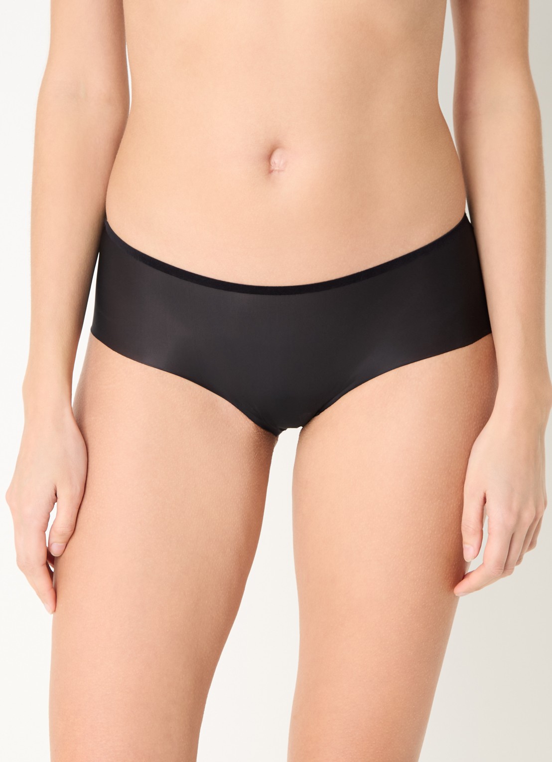 Wolford Skin naadloze slip - detail 2 zwart