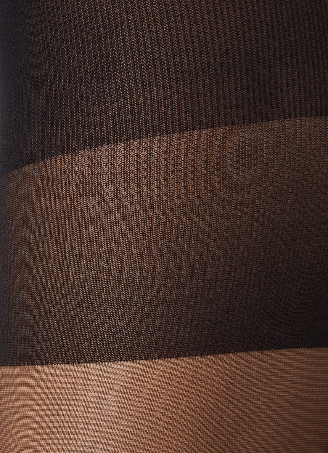 Wolford Synergy corrigerende panty in 20 denier - detail 3 diepzwart