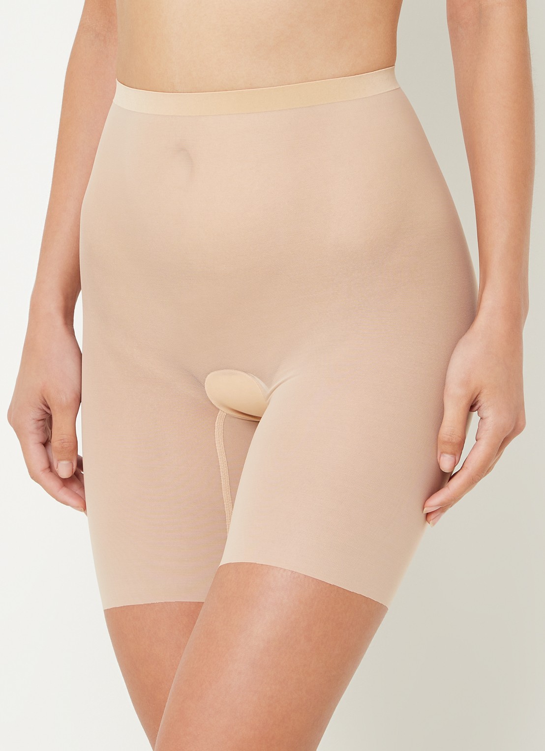 Wolford Tulle Control corrigerende short van mesh - detail 2 creme