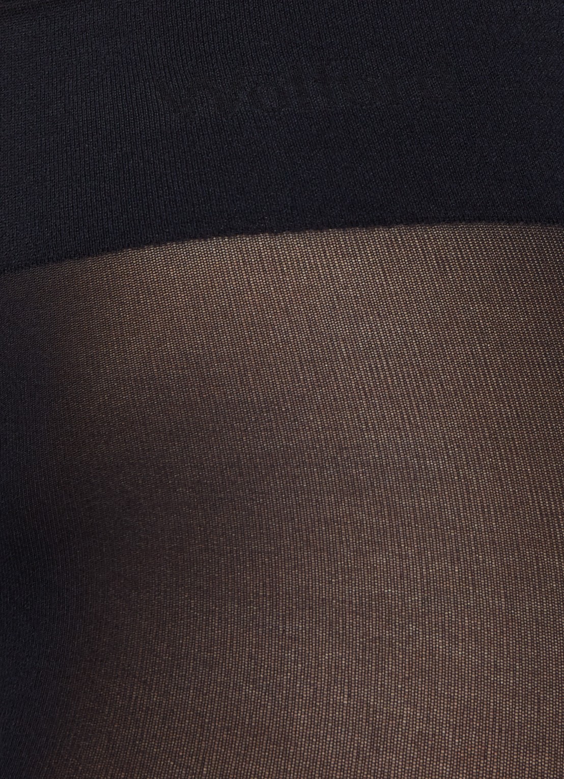 Wolford Velvet de Luxe Comfort panty in 66 denier - detail 3 diepzwart