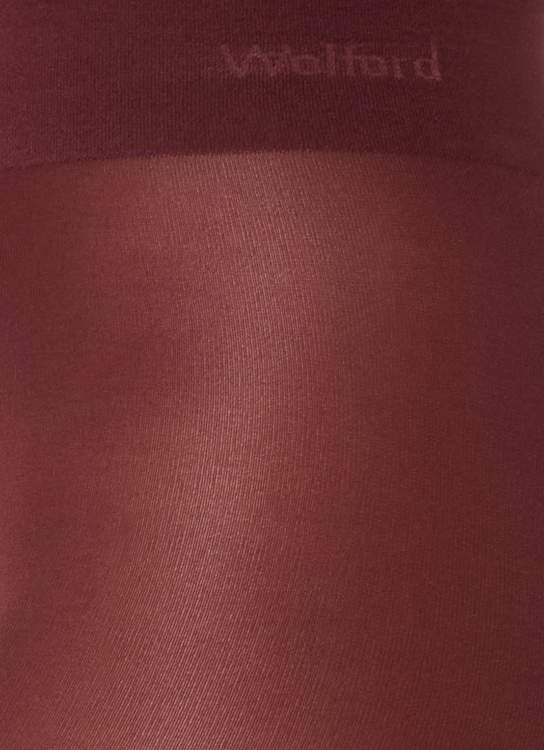 Wolford Velvet de Luxe Comfort panty in 66 denier - detail 3 bordeauxrood