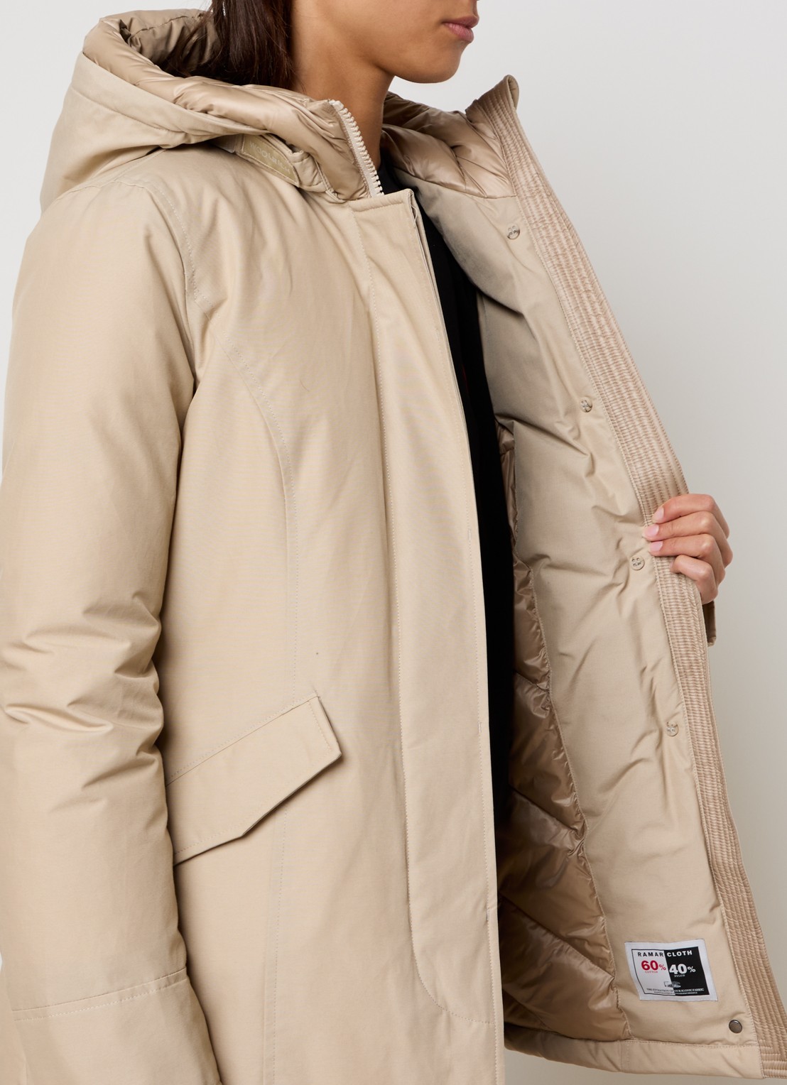 Woolrich Arctic parka met donsvulling - detail 5 beige