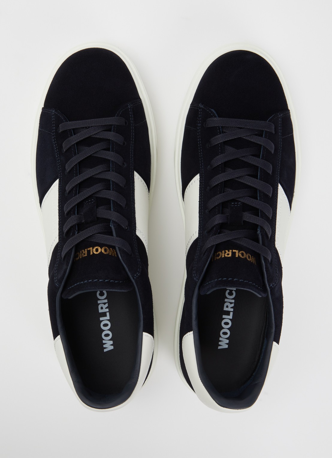 Woolrich Classic Court sneaker van suède met details van kalfsleer  - detail 2 donkerblauw