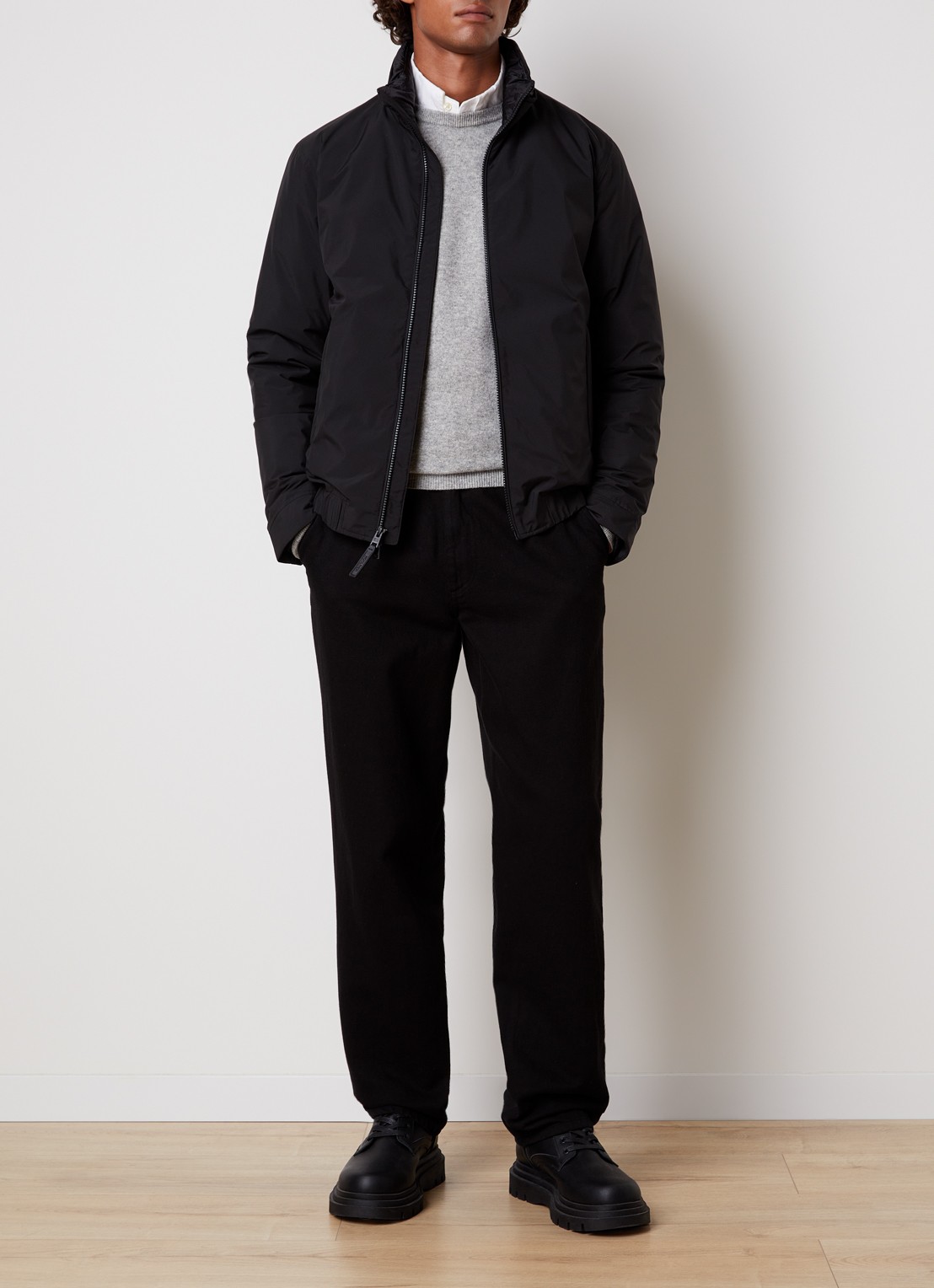 Woolrich Cloud Lewis gewatteerd bomberjack met steekzakken - voorkant 2 zwart
