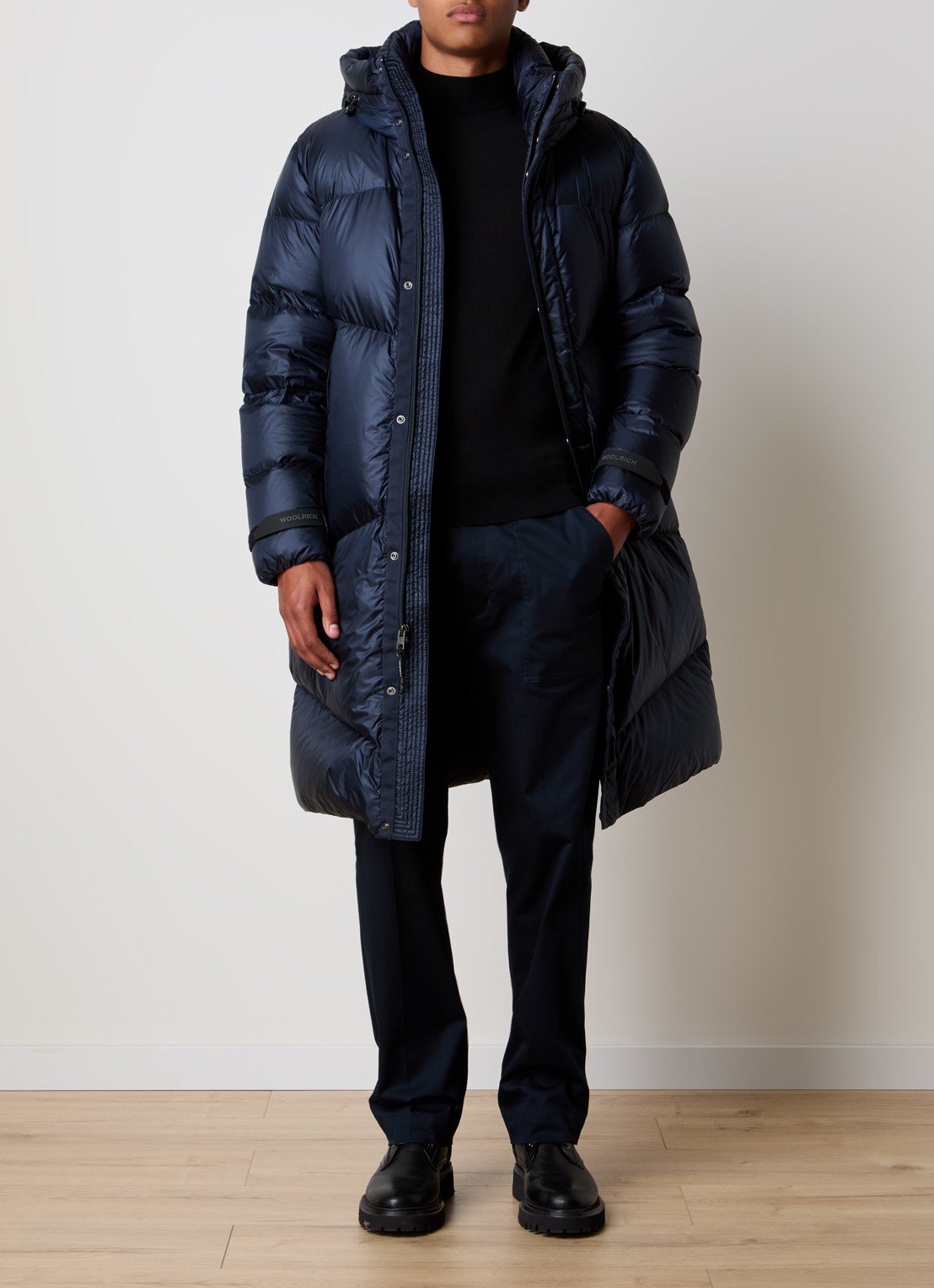 Woolrich Gewatteerde parka met donsvulling en capuchon - voorkant 2 donkerblauw