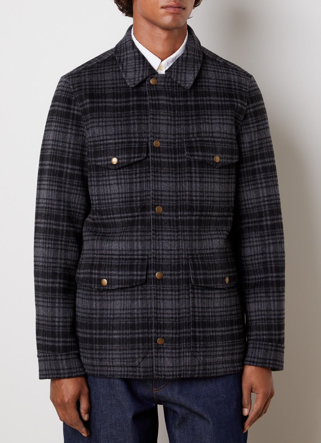 Woolrich Jack in wolblend met klepzakken - detail antraciet