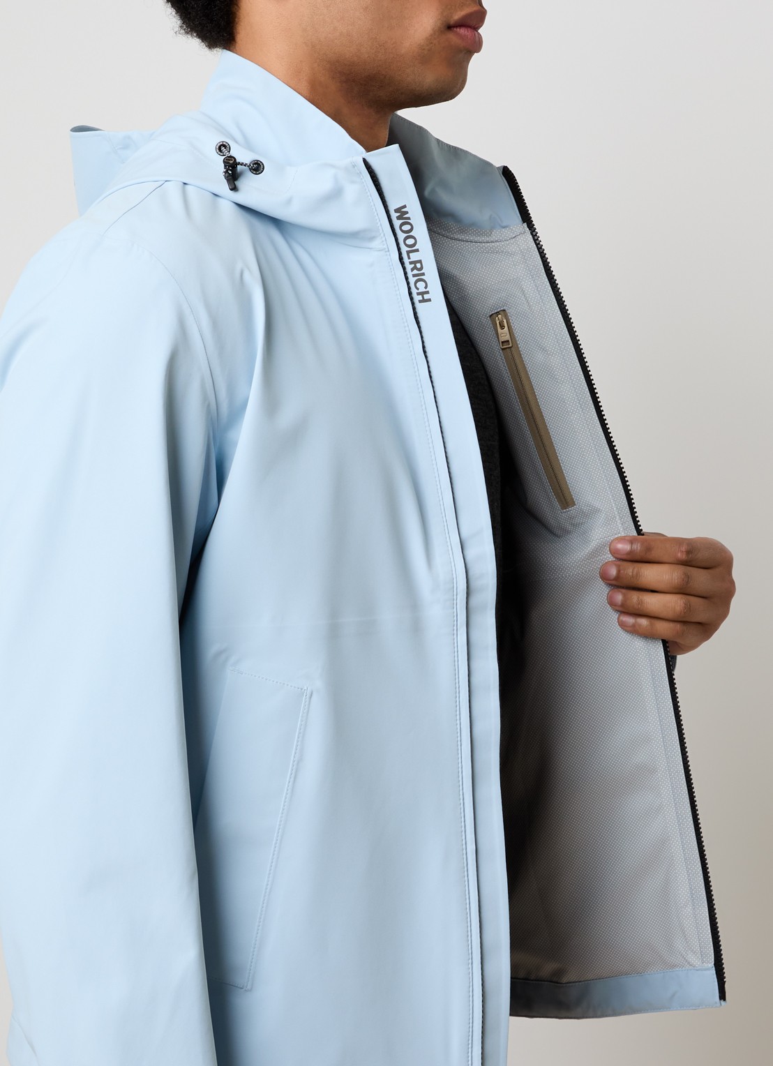 Woolrich Softshell jack met capuchon - detail 5 lichtblauw