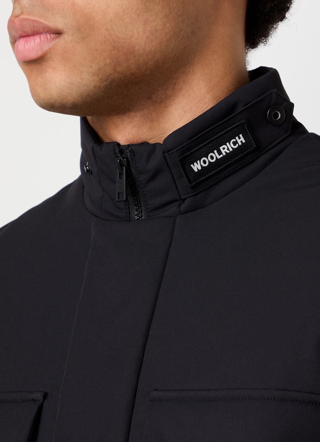 Woolrich Softshell jack met ritszakken - detail 6 zwart