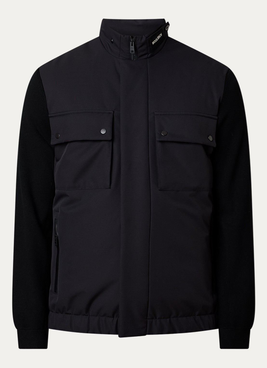Woolrich Softshell jack met ritszakken - voorkant zwart