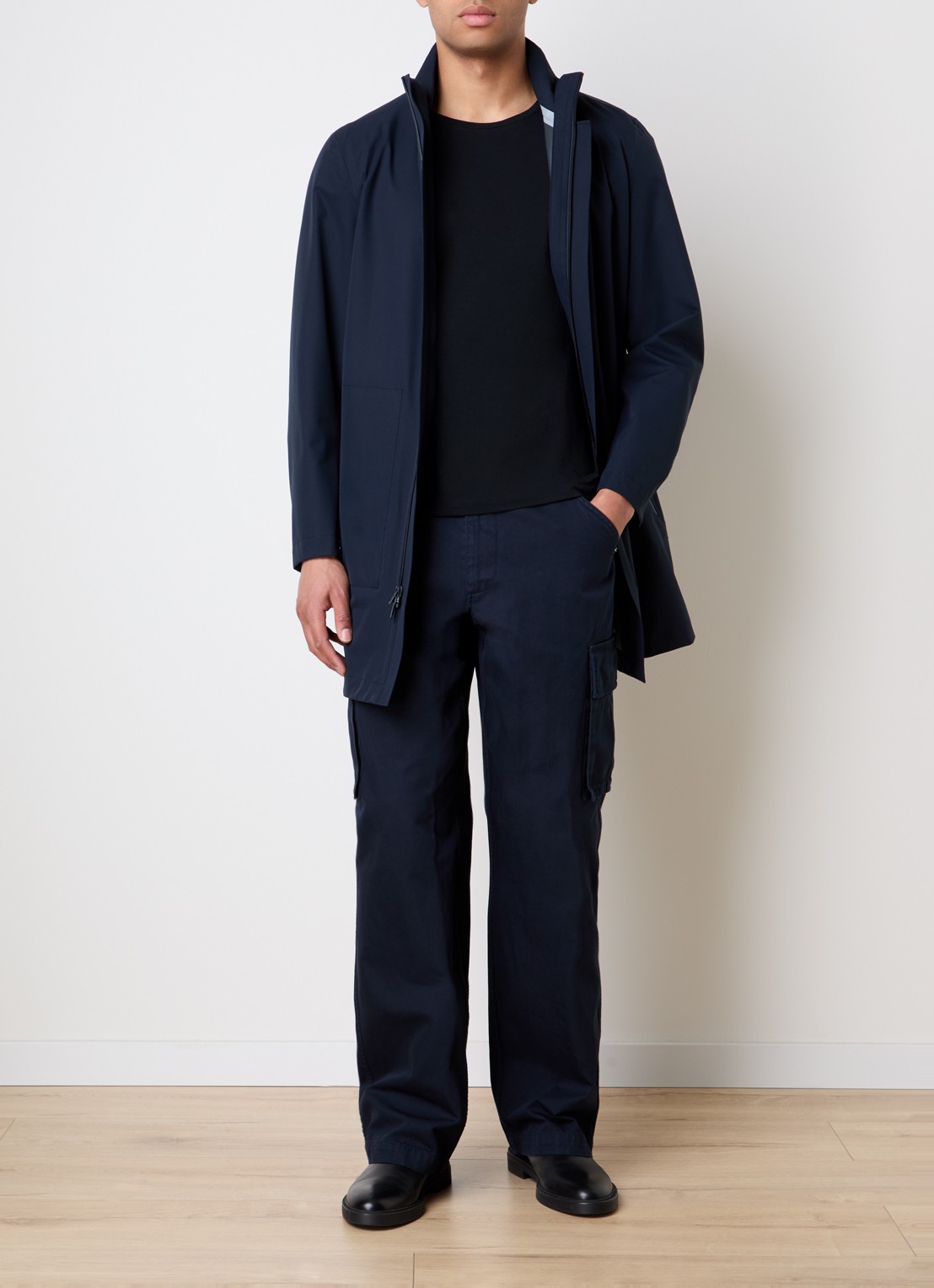 Woolrich Softshell parka met ritszakken - voorkant 2 donkerblauw