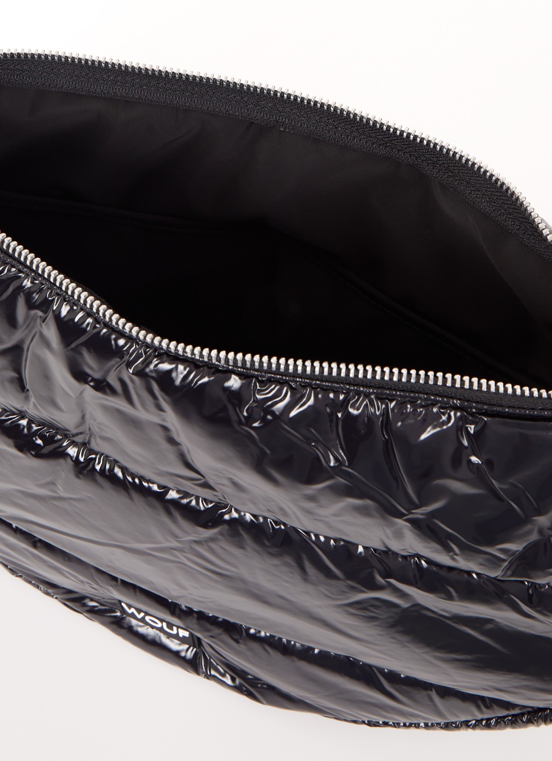 Wouf Glossy Large crossbodytas met quilt patroon en glanzende finish - detail 2 zwart