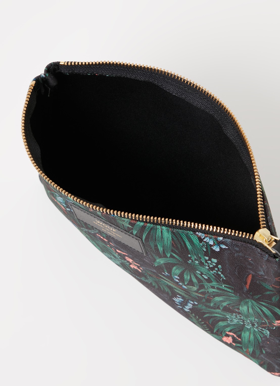 Wouf Janne XL clutch met leren details en print  - detail 3 groen