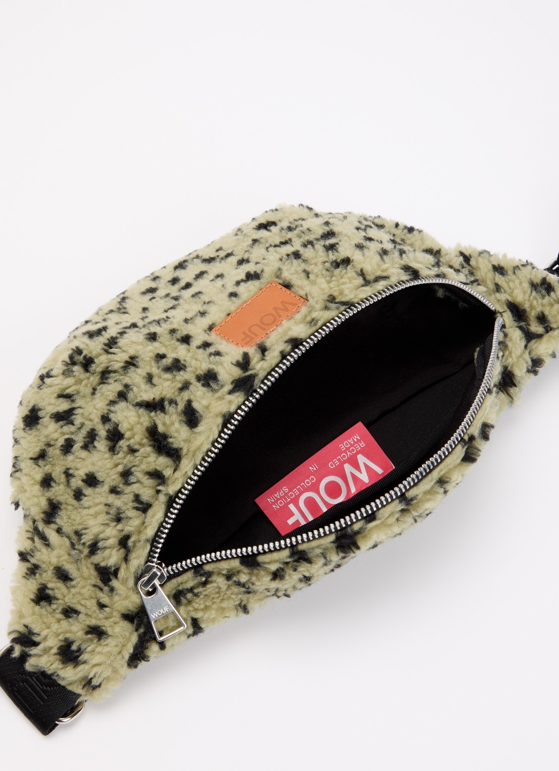 Wouf Olivia heuptas van teddy met panterprint - detail 2 lichtgroen