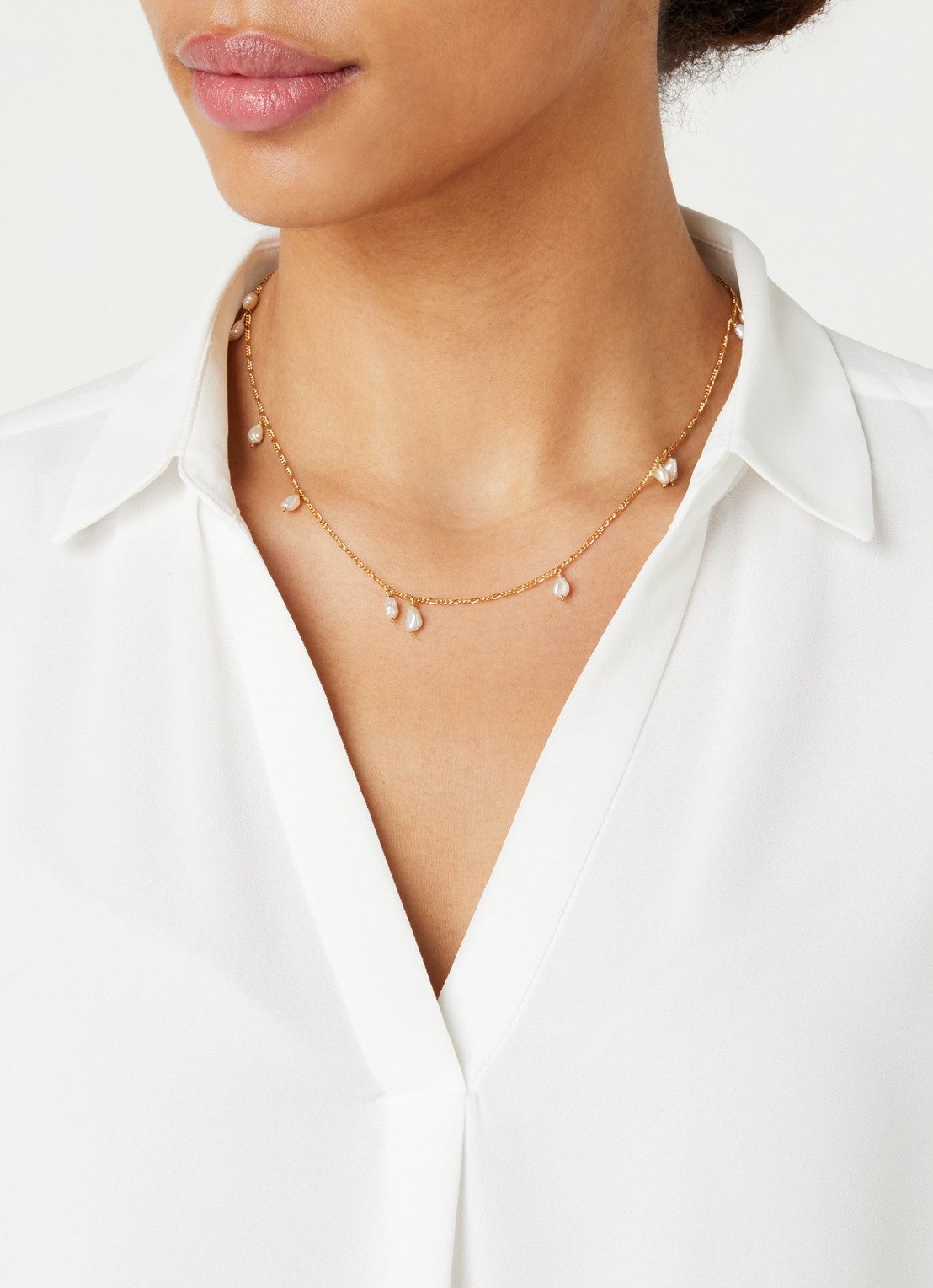 Wouters & Hendrix Fijne ketting met parels - voorkant 2 goud