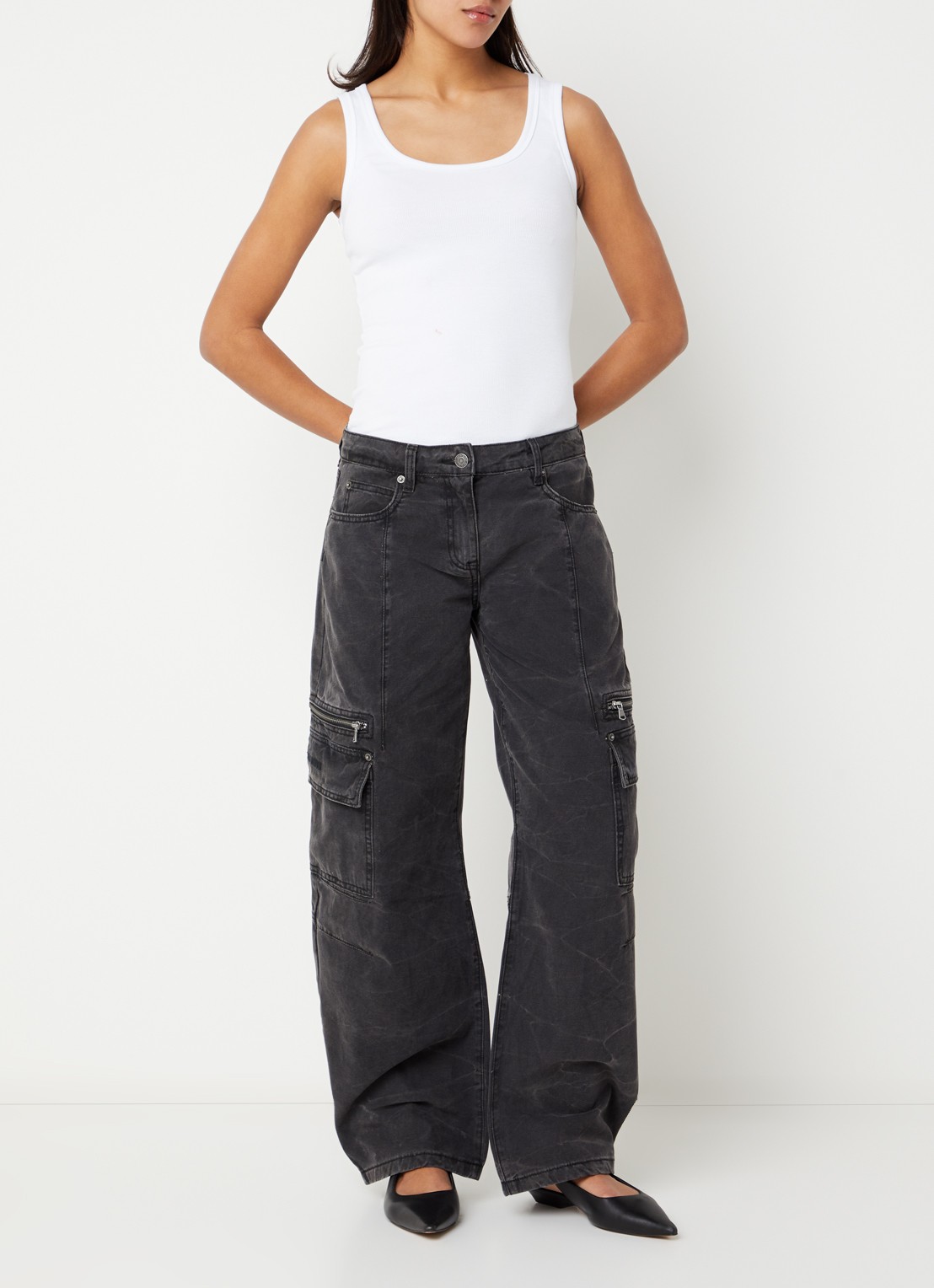 WRSTBHVR Kalia low waist wide leg jeans met gekleurde wassing - voorkant 2 zwart