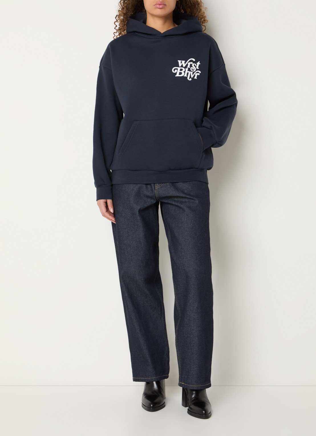 WRSTBHVR Reen oversized hoodie met logo- en backprint - voorkant 3 donkerblauw