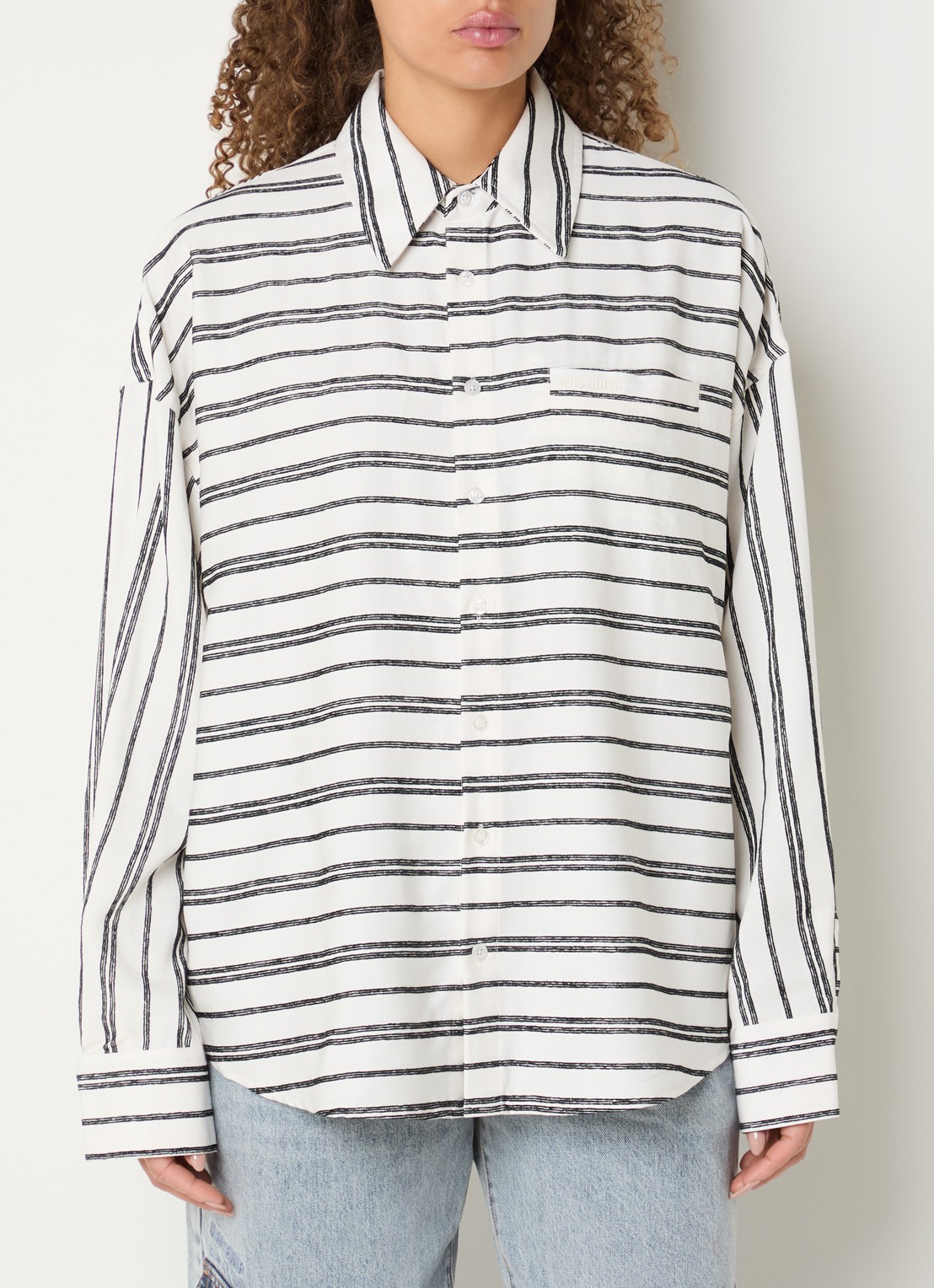 WRSTBHVR Tavi oversized blouse met streepprint en logo - detail 3 wit