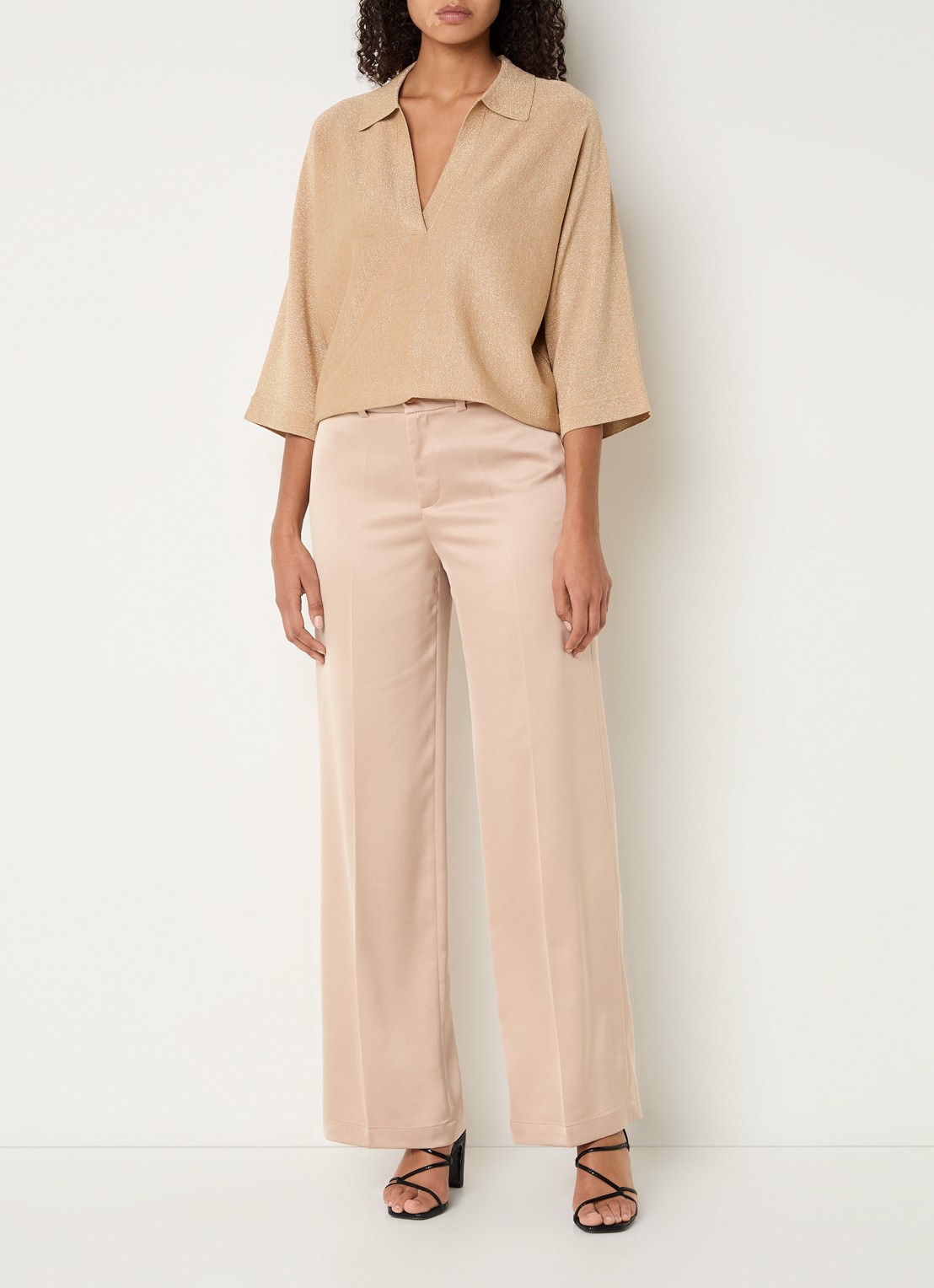 Xandres Fijngebreide top met polokraag en lurex - voorkant 4 camel
