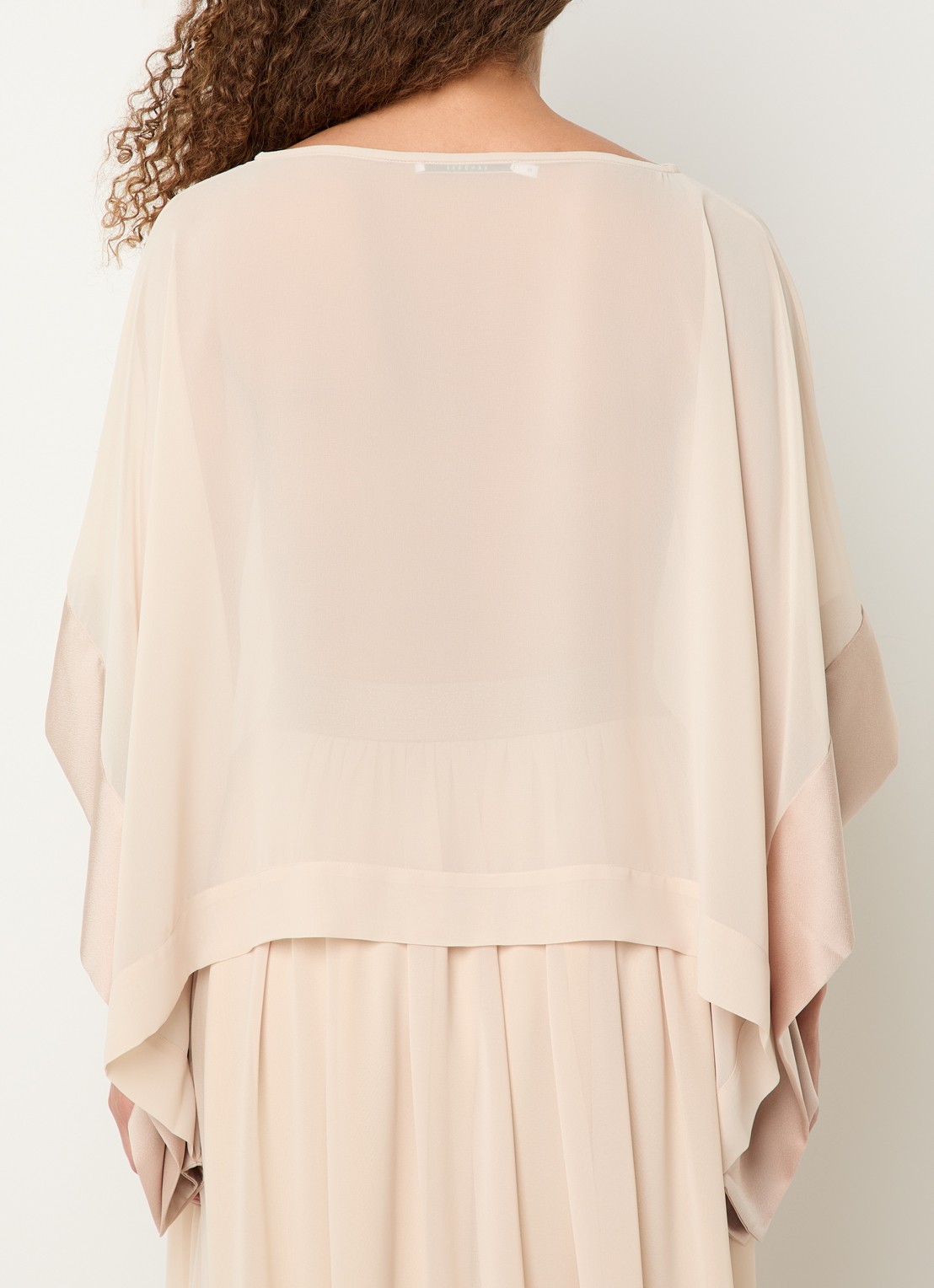 Xandres Henna top met vleermuismouw - achterkant 3 beige