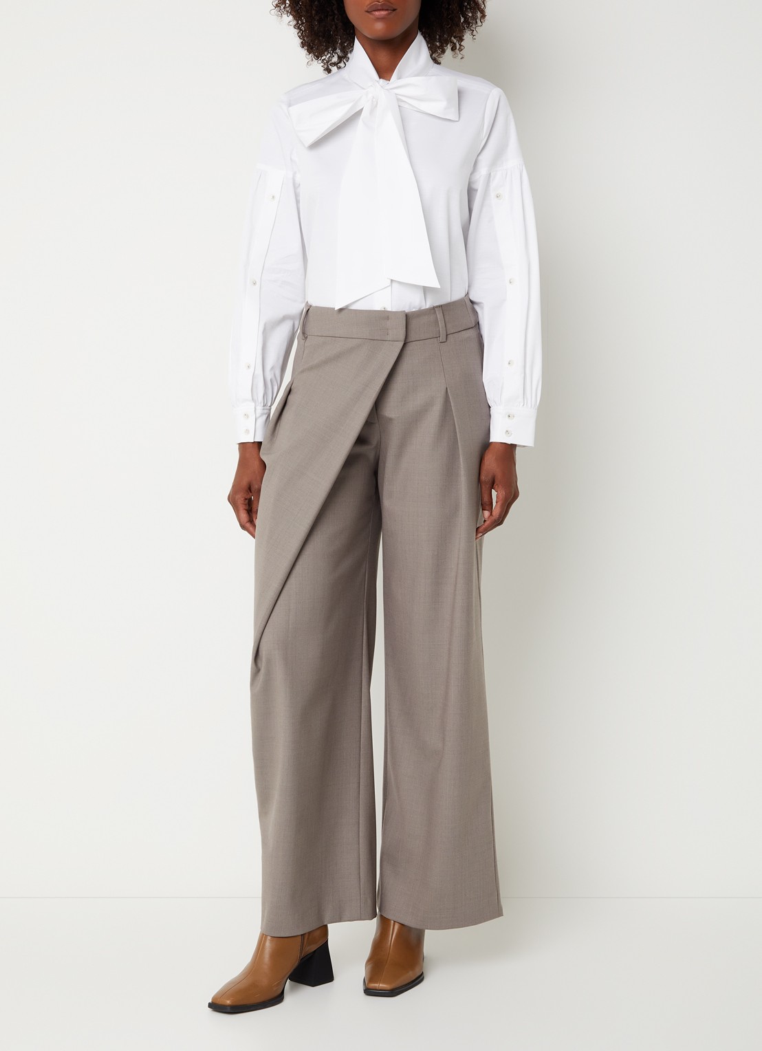 Xandres Hermino blouse met sjaalkraag - voorkant 2 wit