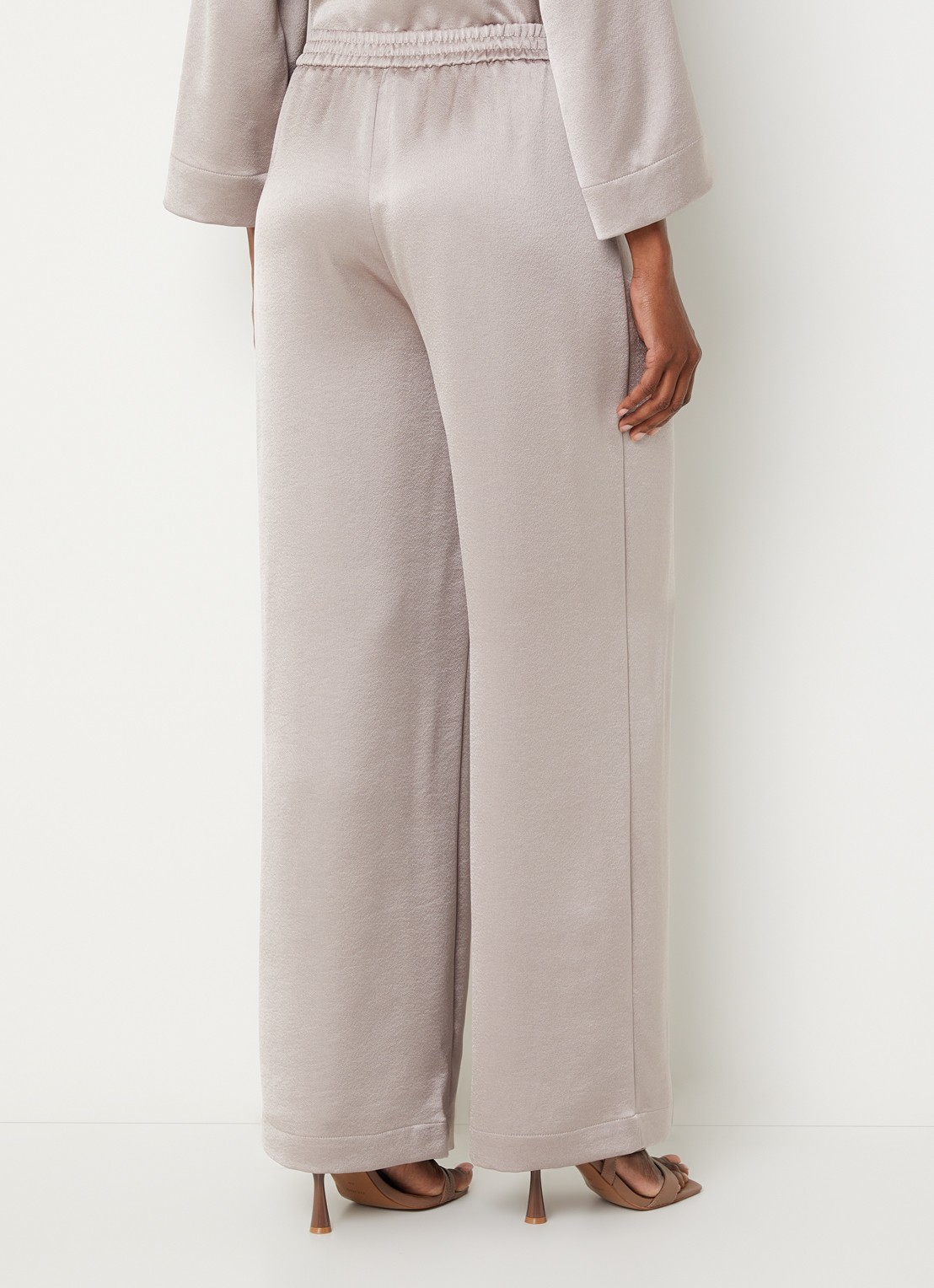Xandres Paolo high waist wide fit broek van satijn - achterkant 4 creme