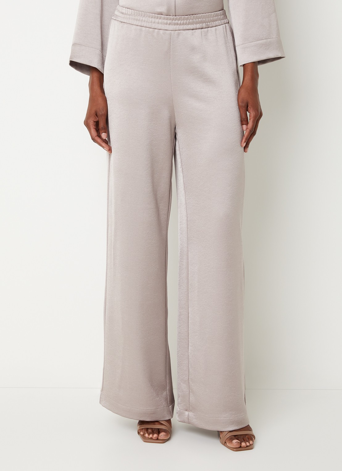 Xandres Paolo high waist wide fit broek van satijn - detail 3 creme