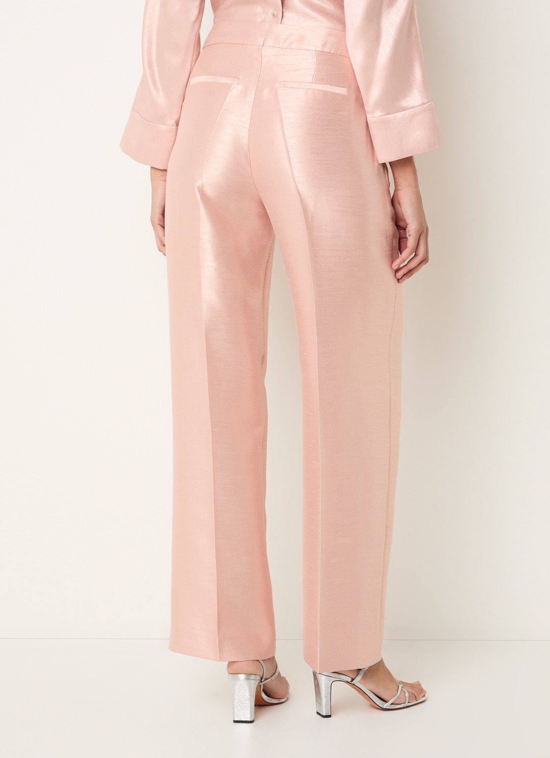 Xandres Peyvin high waist wide leg pantalon met metallic finish - achterkant zalmroze