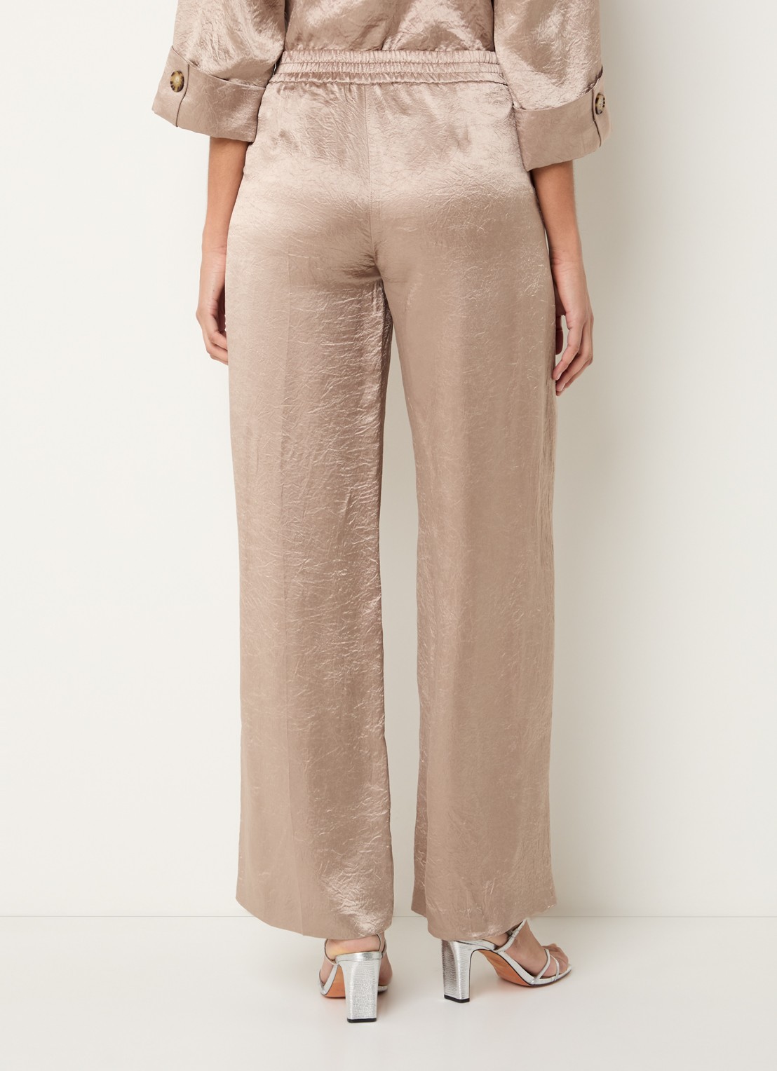 Xandres Phocos high waist straight fit pantalon met metallic finish - achterkant 4 lichtbruin