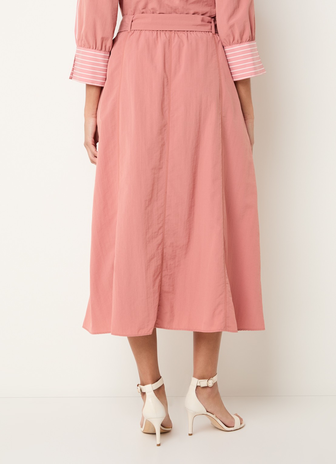 Xandres Rossi high waist midi A-lijn rok met strikceintuur - achterkant koraal