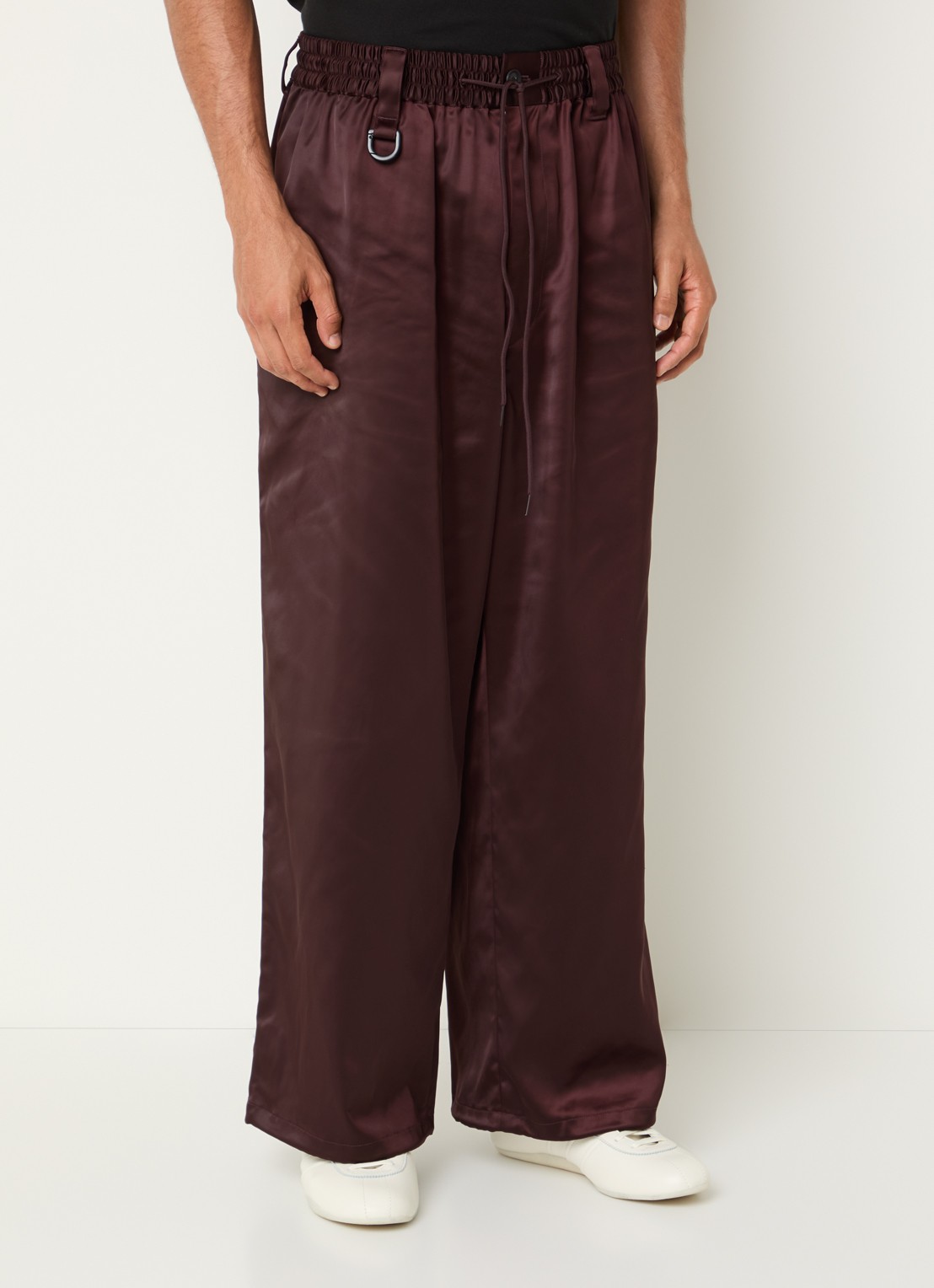 Y-3 Loose fit trainingsbroek van satijn met streepprint - detail 4 bordeauxrood