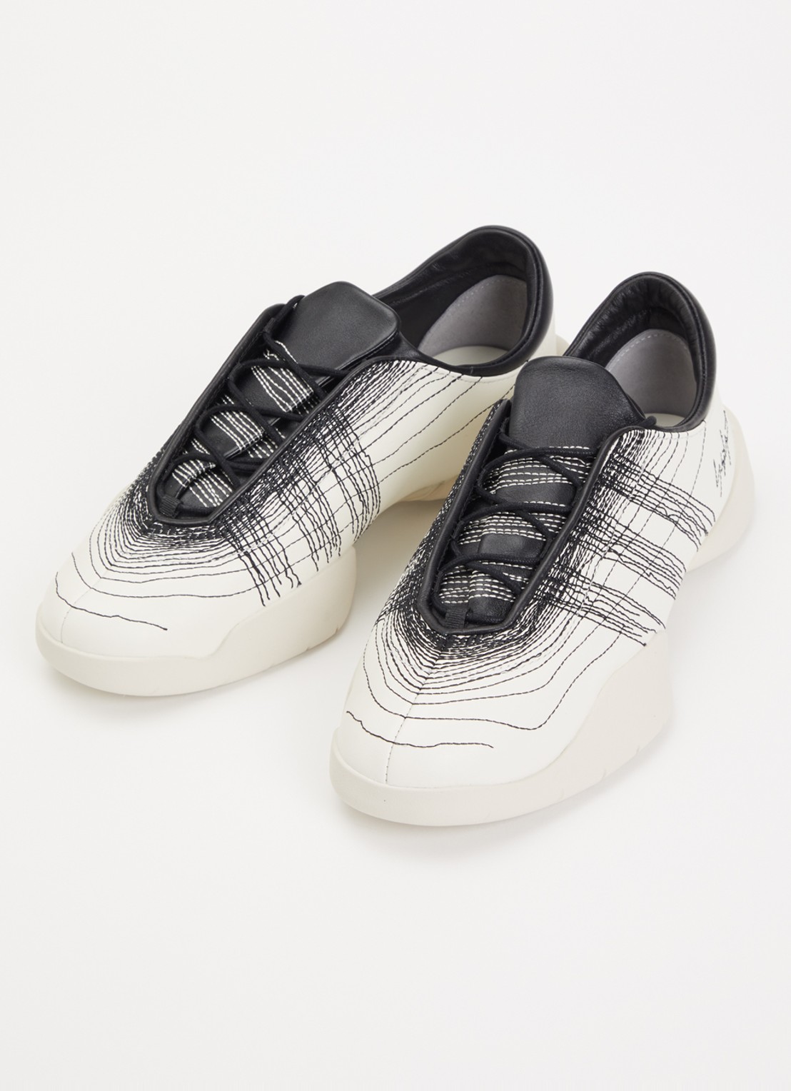 Y-3 Regu Embroidery sneaker van leer - detail wit
