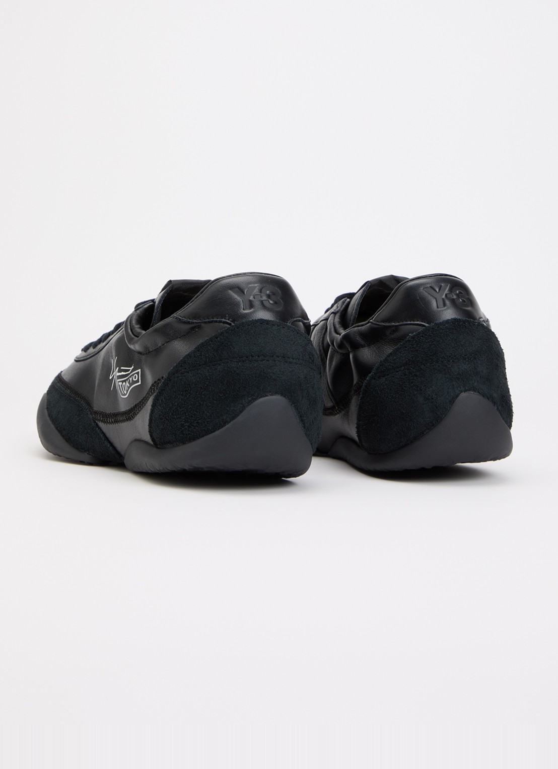 Y-3 Tokyo Warped sneaker van leer met suède details - achterkant zwart