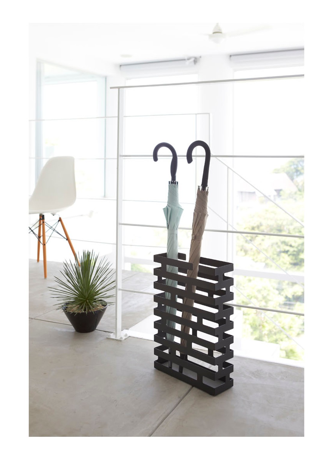 Yamazaki Brick paraplu standaard  - voorkant 3 zwart
