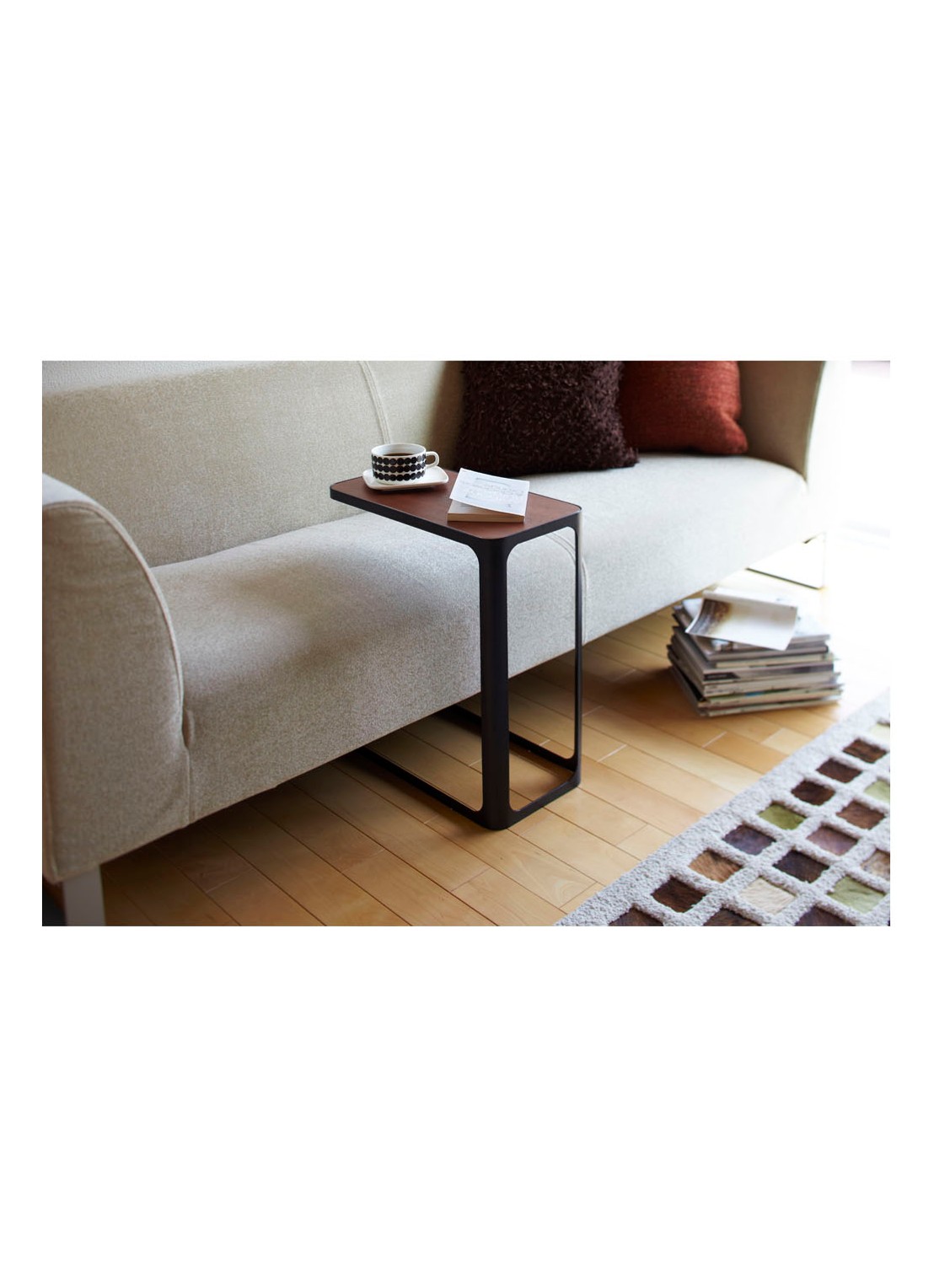 Yamazaki Frame Side Table bijzettafel 24 x 45 x 52 cm - detail 2 bruin