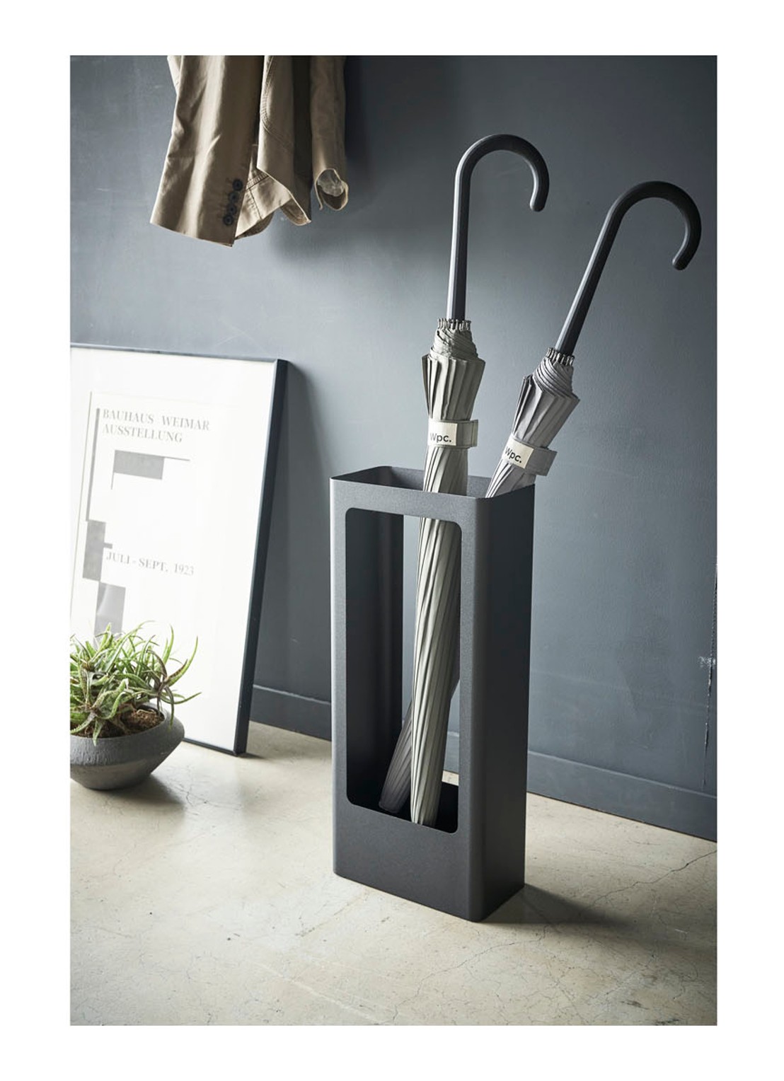 Yamazaki Slim paraplu standaard  - voorkant 2 zwart