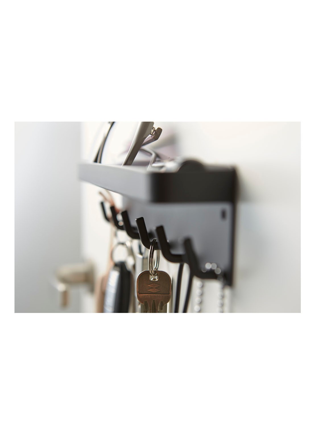 Yamazaki Smart magnetisch sleutelrek 24,5 cm - detail zwart
