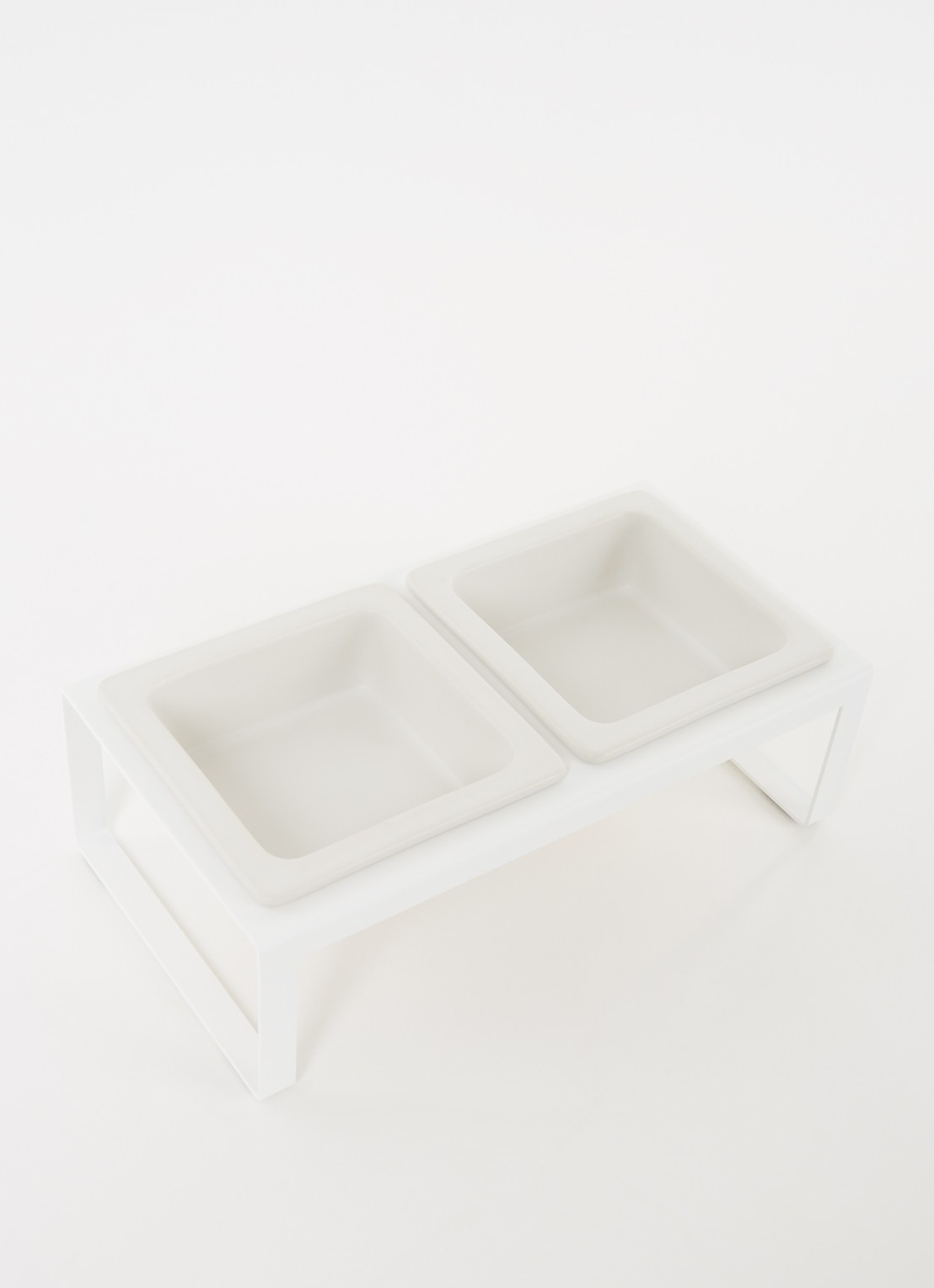 Yamazaki Tower Tall voerbak voor katten 29 x 15,5 cm - detail wit