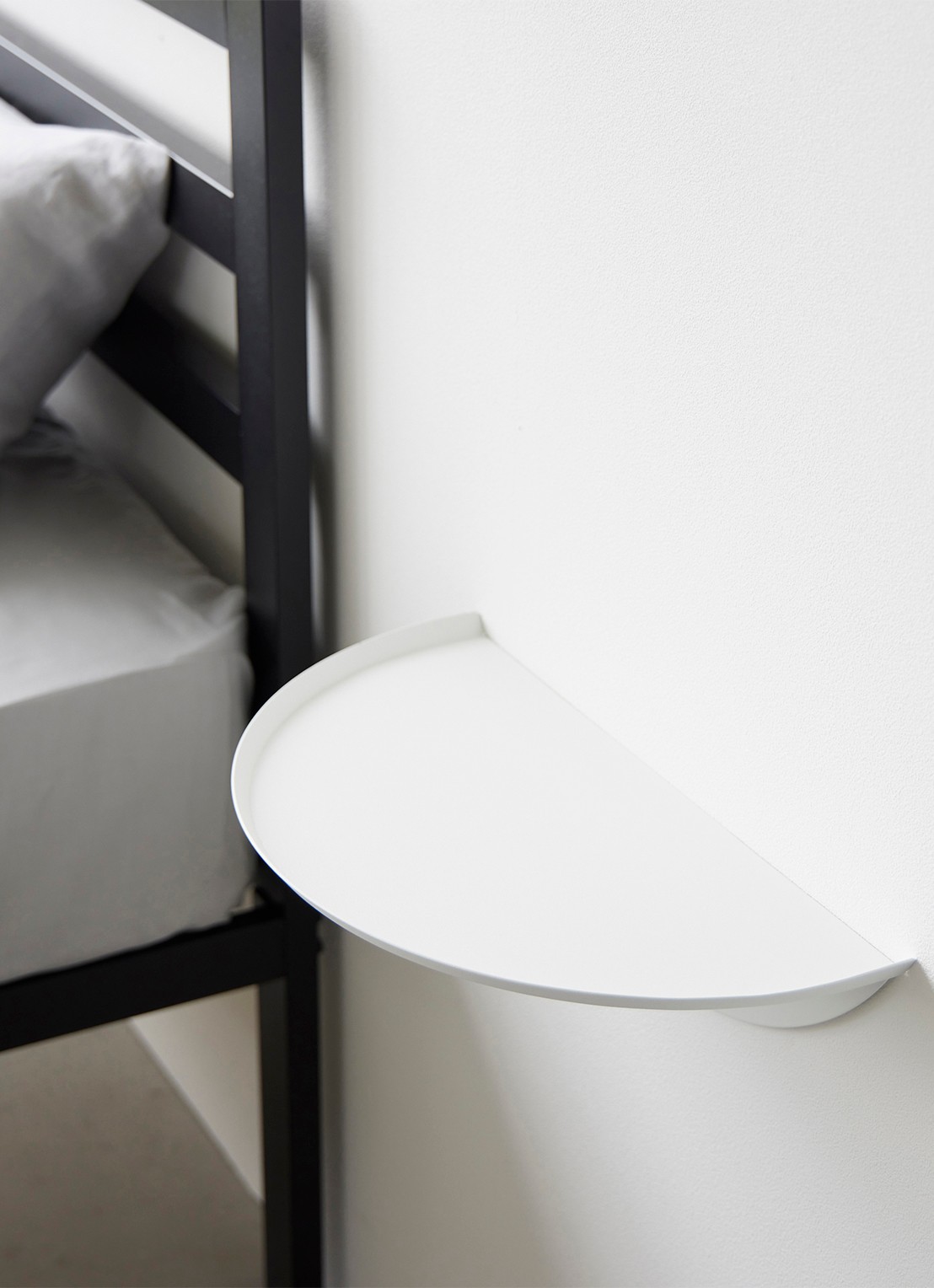 Yamazaki Tower wandplank 40 x 22 cm - detail 5 wit