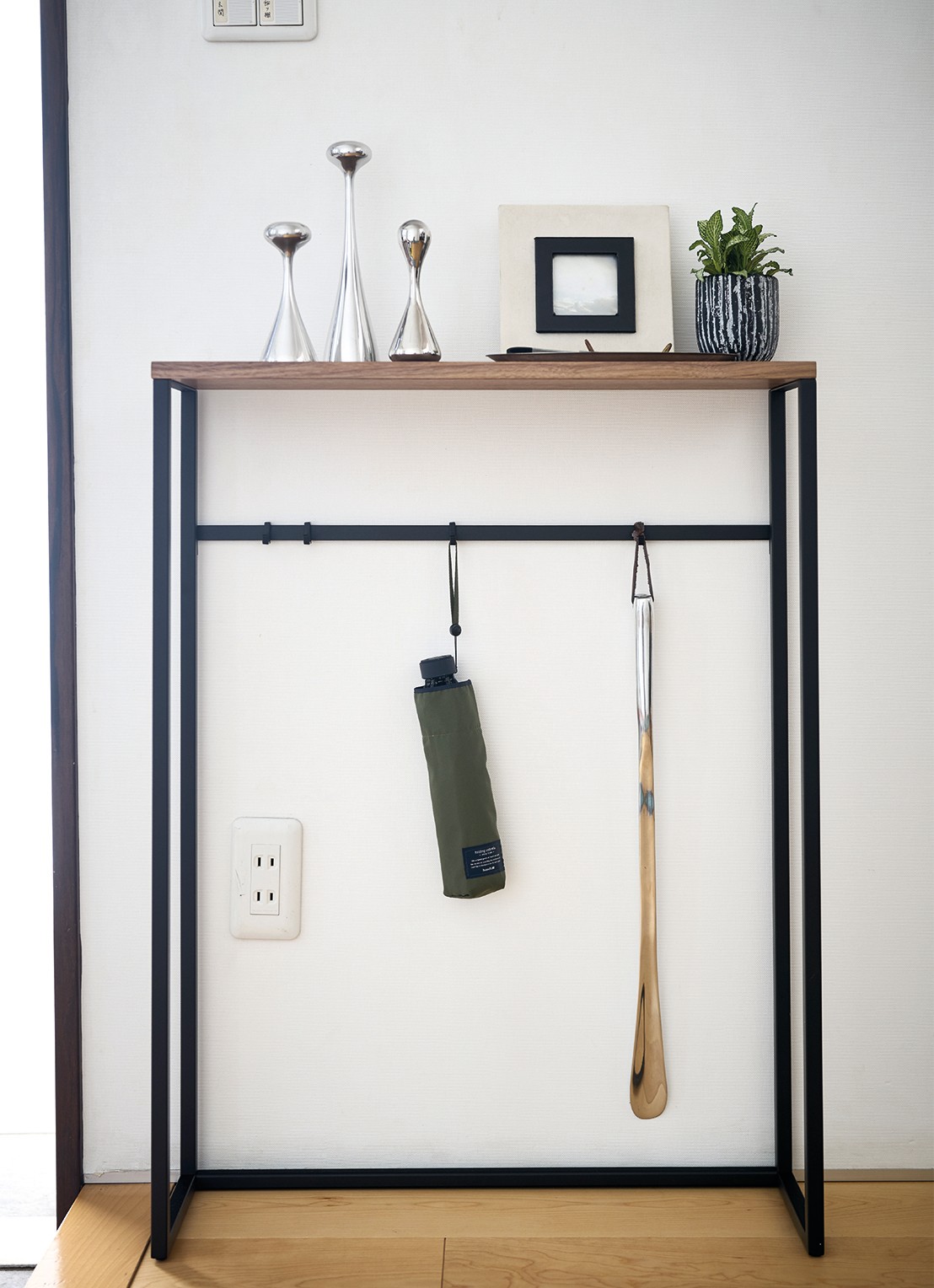 Yamazaki Tower wandtafel 60 x 80,5 cm - detail 8 zwart