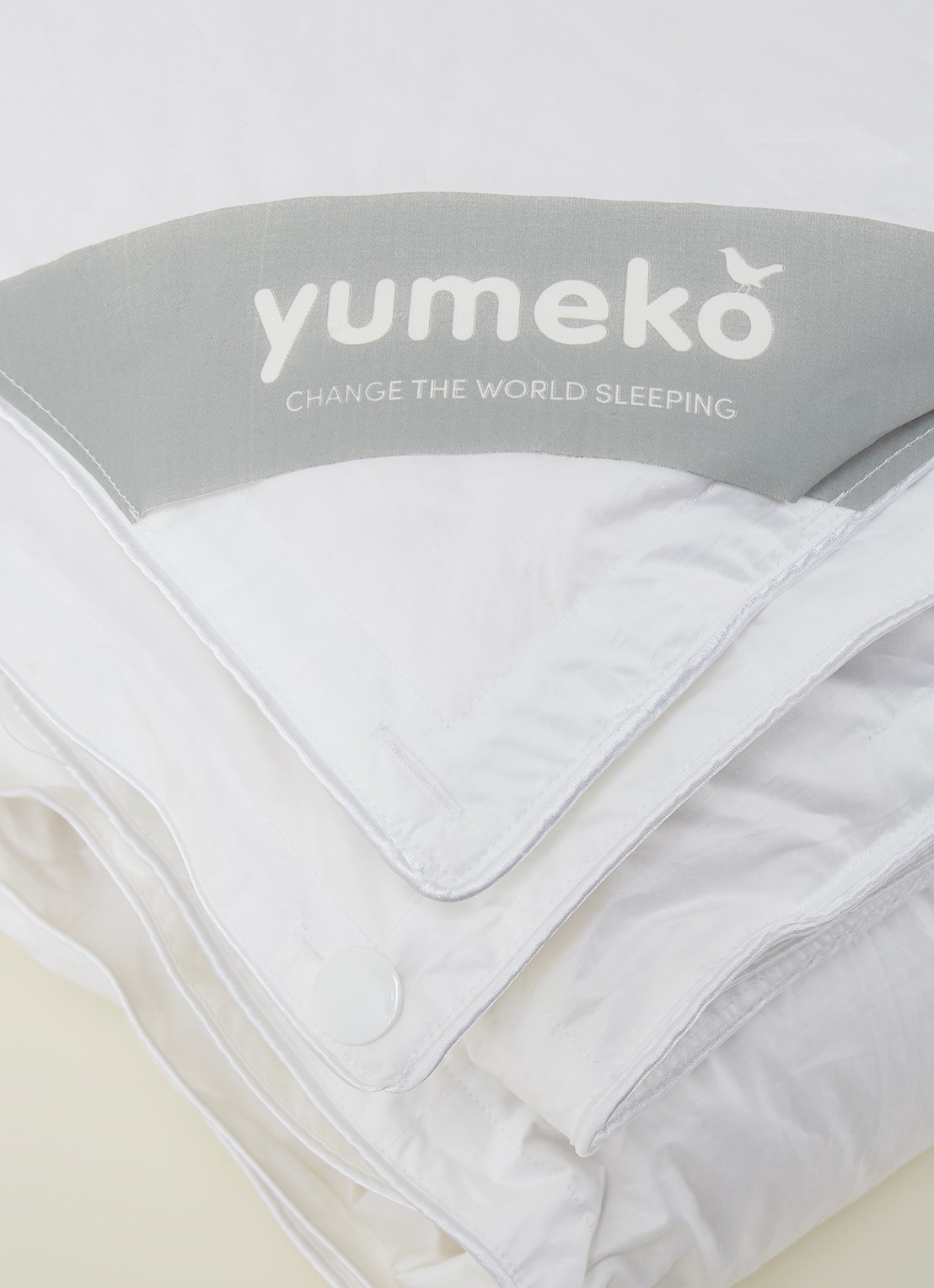 Yumeko All Seasons 4-seizoenen solo dekbed van  katoen met vulling van dons - detail wit