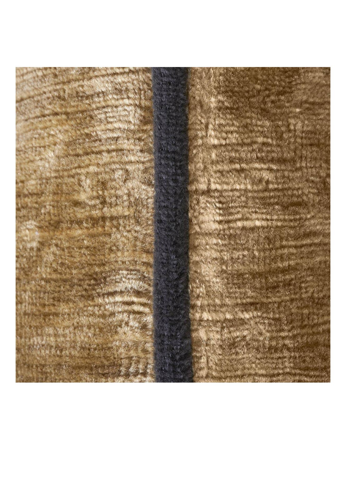 Yves Delorme BOROMEE  Paon        Cushion c - detail 6 bruin